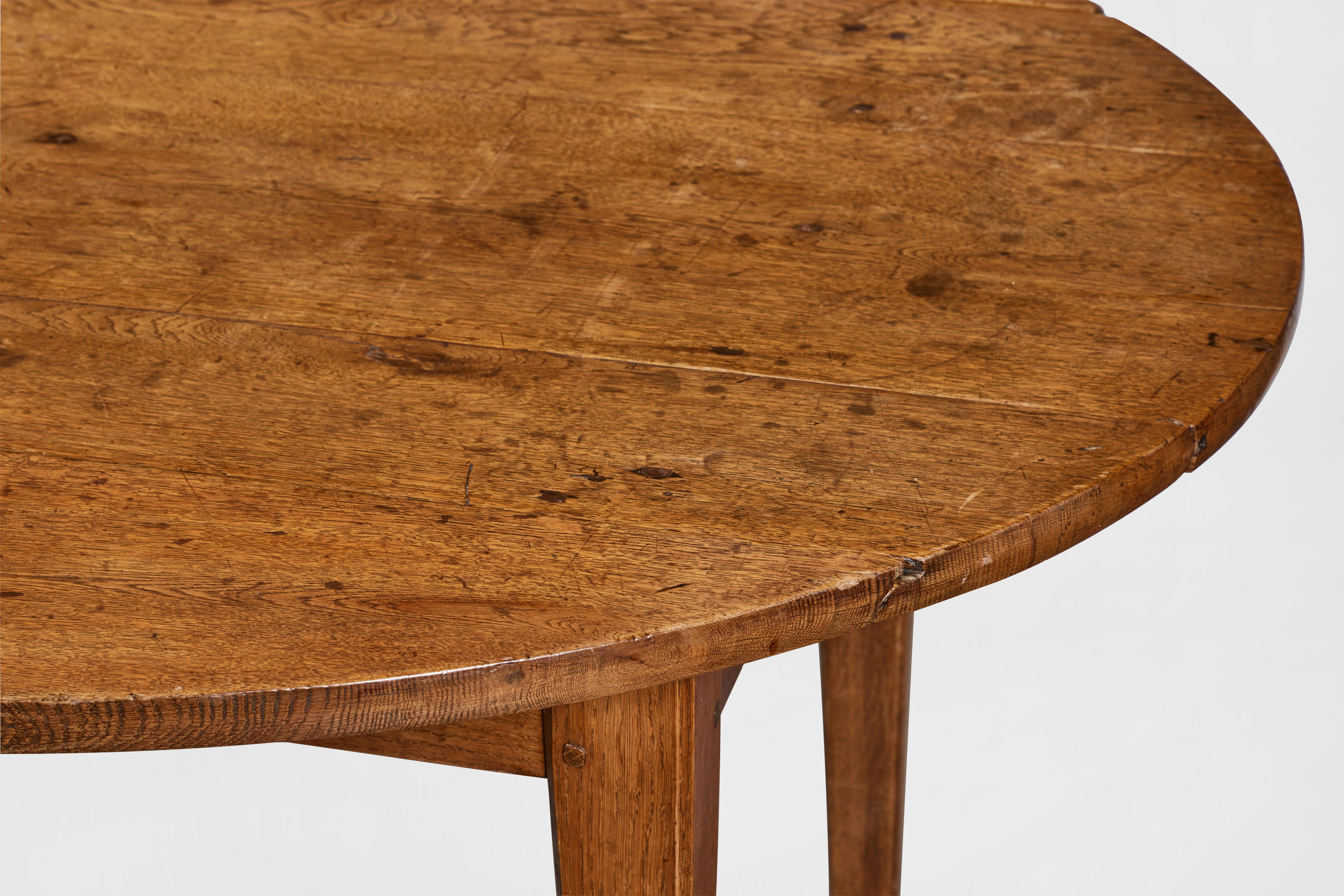 19th Century Round Gateleg Oak Table from Pierre Deux 4