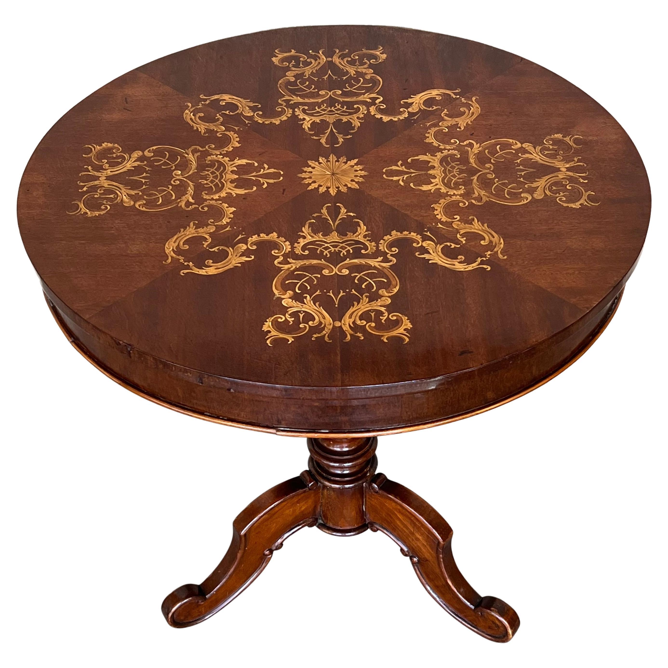 19th Century Round Marquetry Pedestal Italian Table For Sale