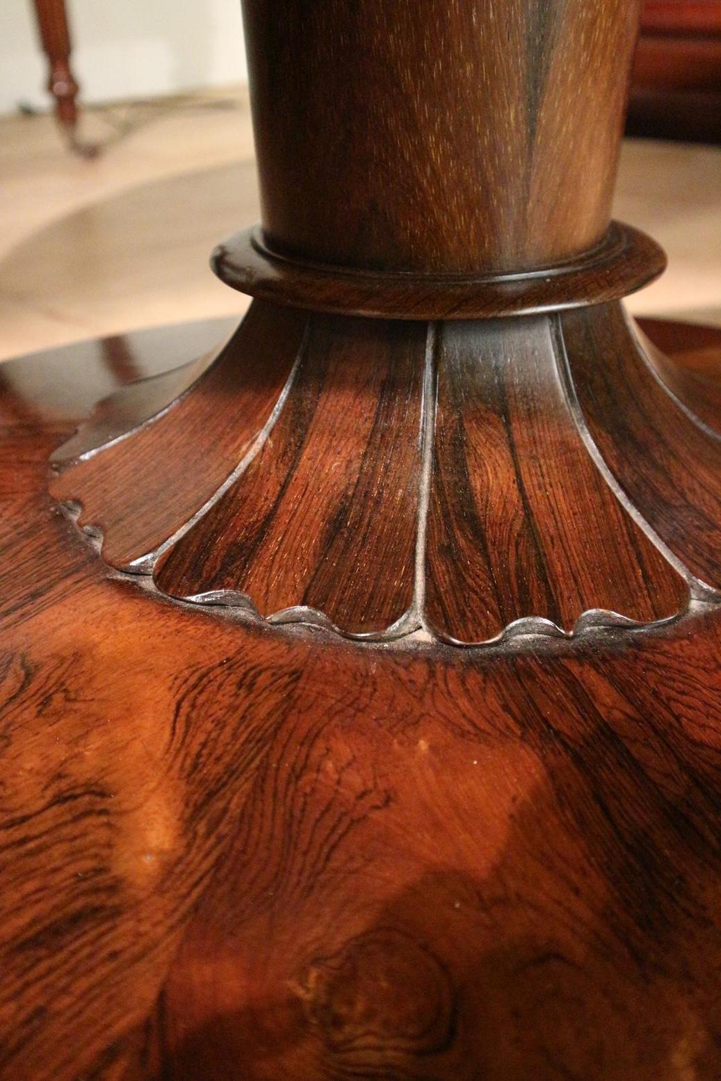 Mid-19th Century 19th Century Round Rosewood Dining Room Table