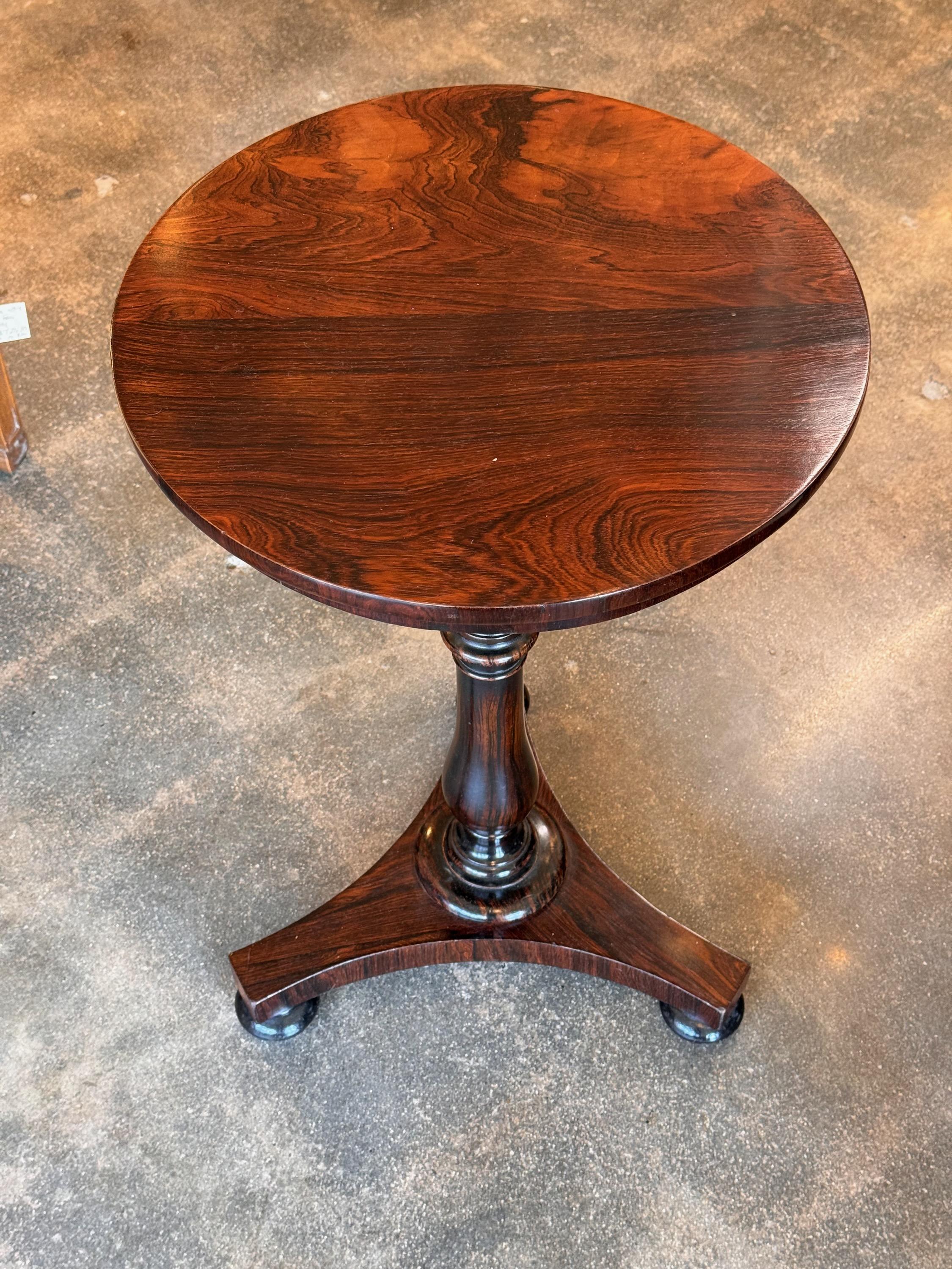 19th Century Round Rosewood Table 2
