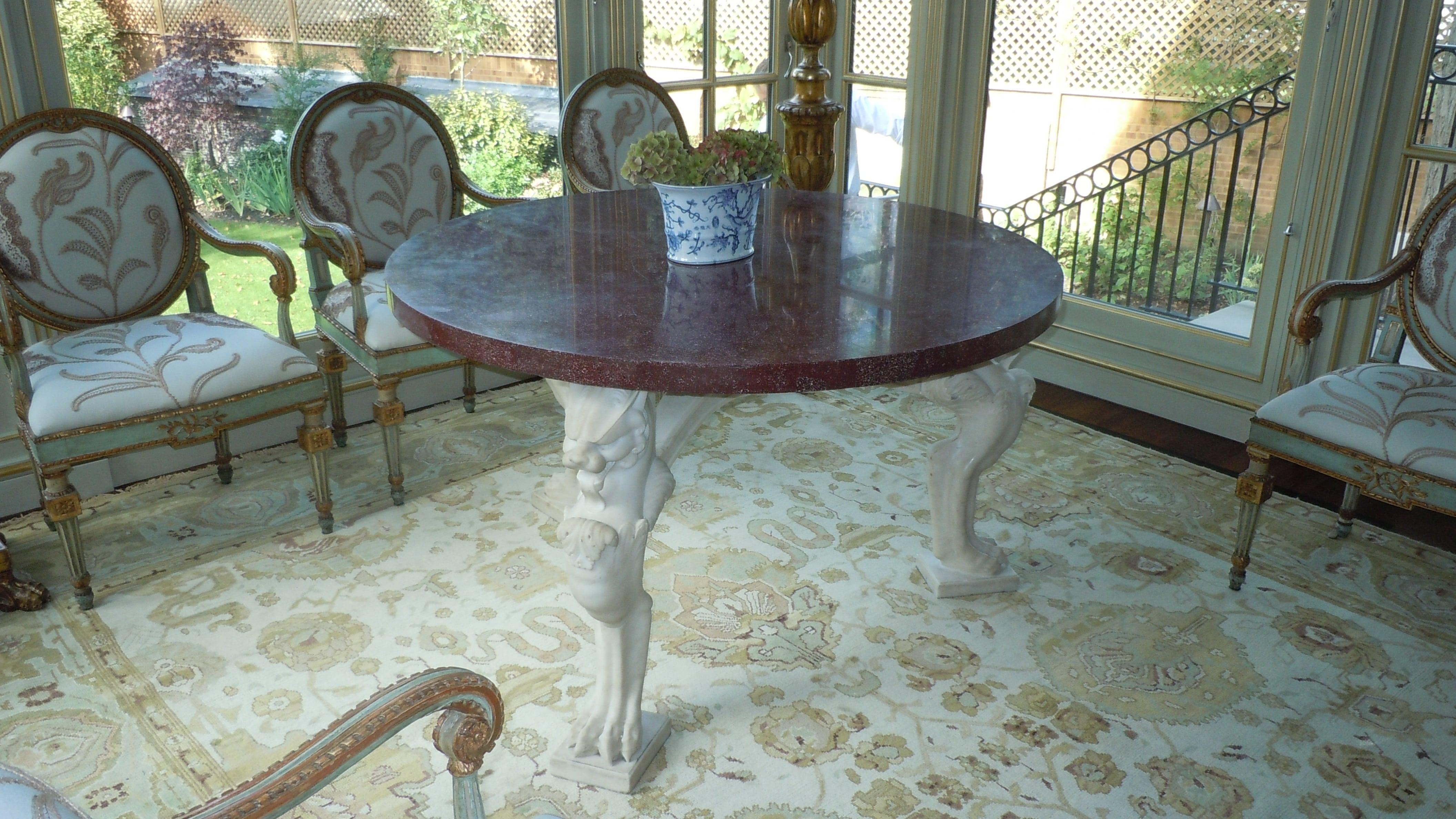 XIXe siècle Top de table rond du 19ème siècle en porphyre égyptien en vente