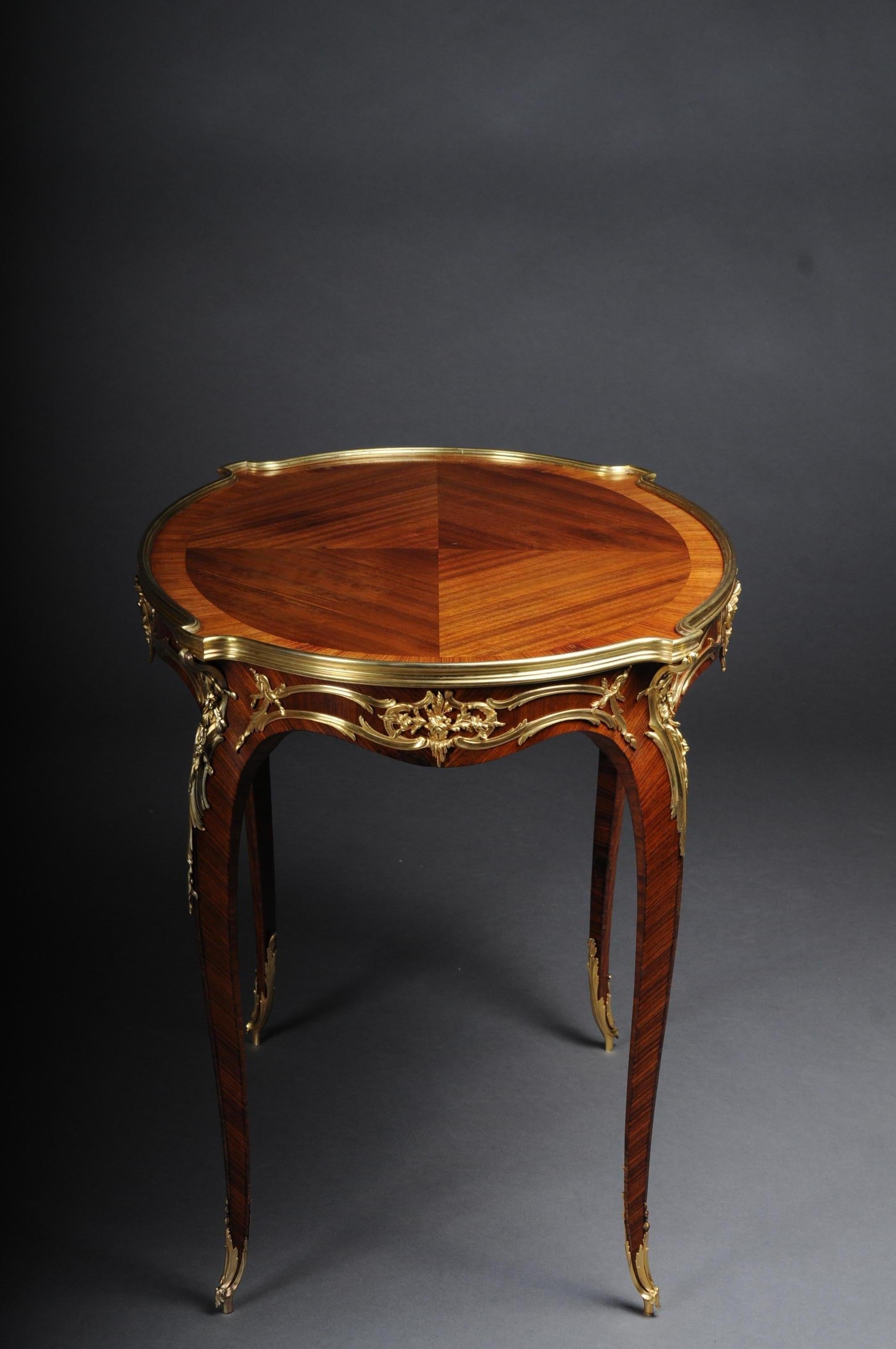 Table d'appoint française du XIXe siècle, signée Francois Link en vente 9