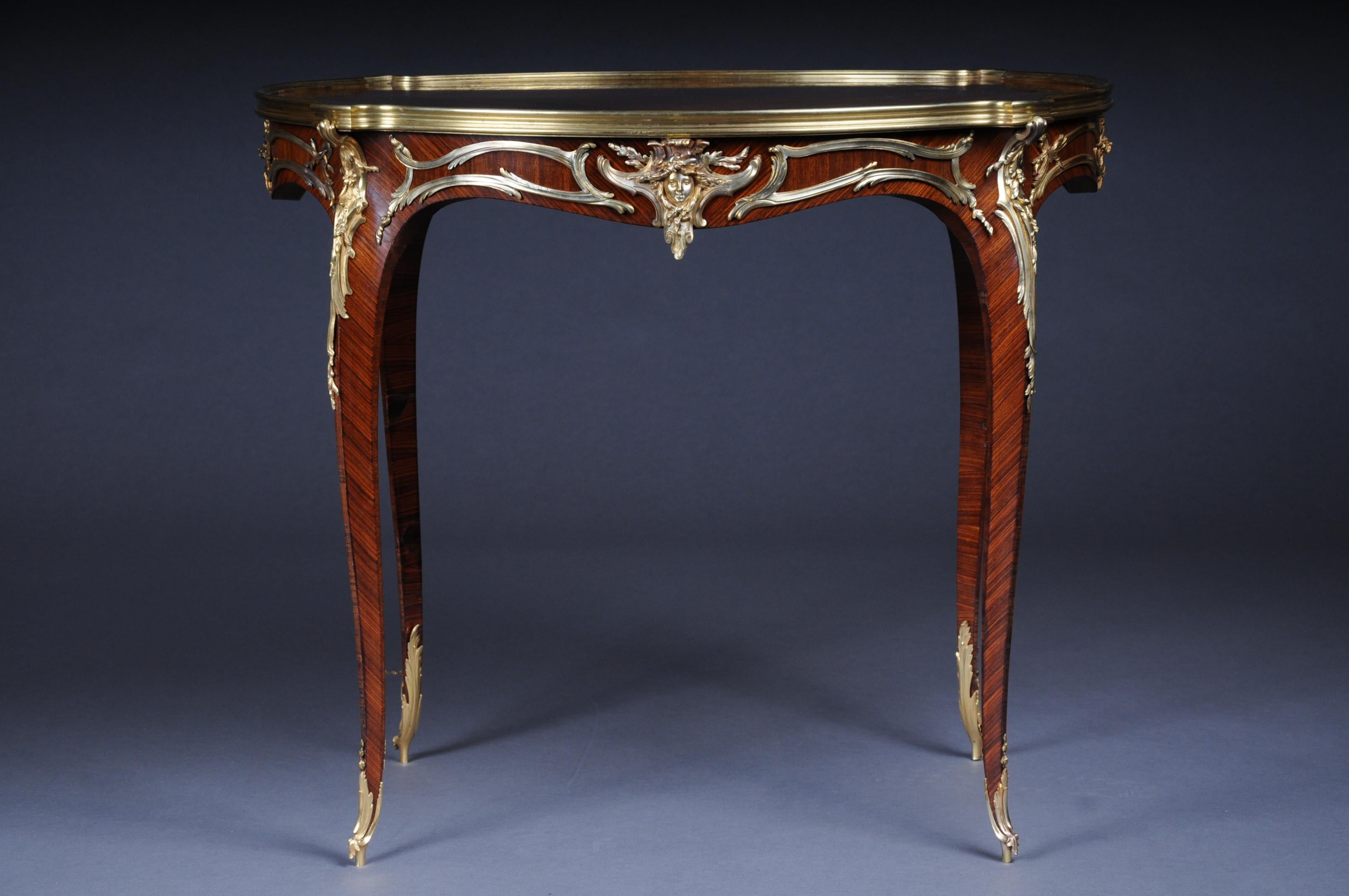 Table d'appoint française du XIXe siècle, signée Francois Link en vente 2