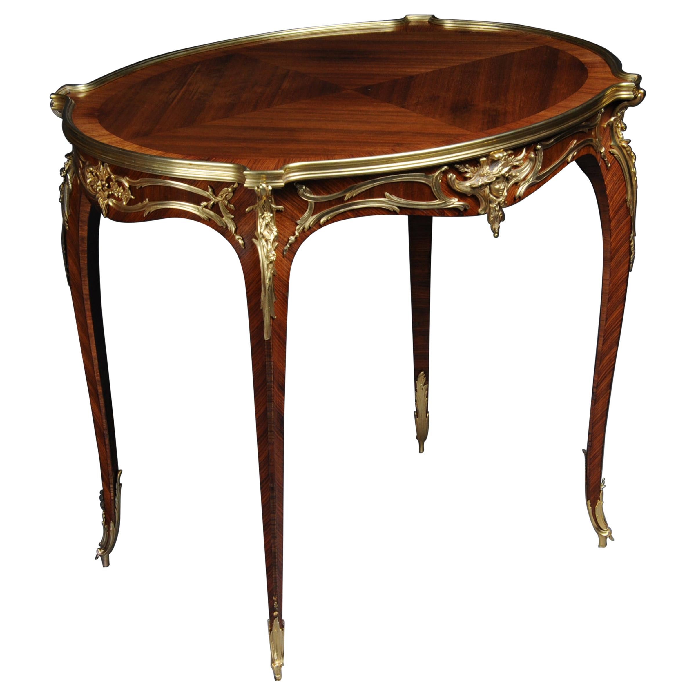 Table d'appoint royale du XIXe siècle Francois Linke, Paris. Signé