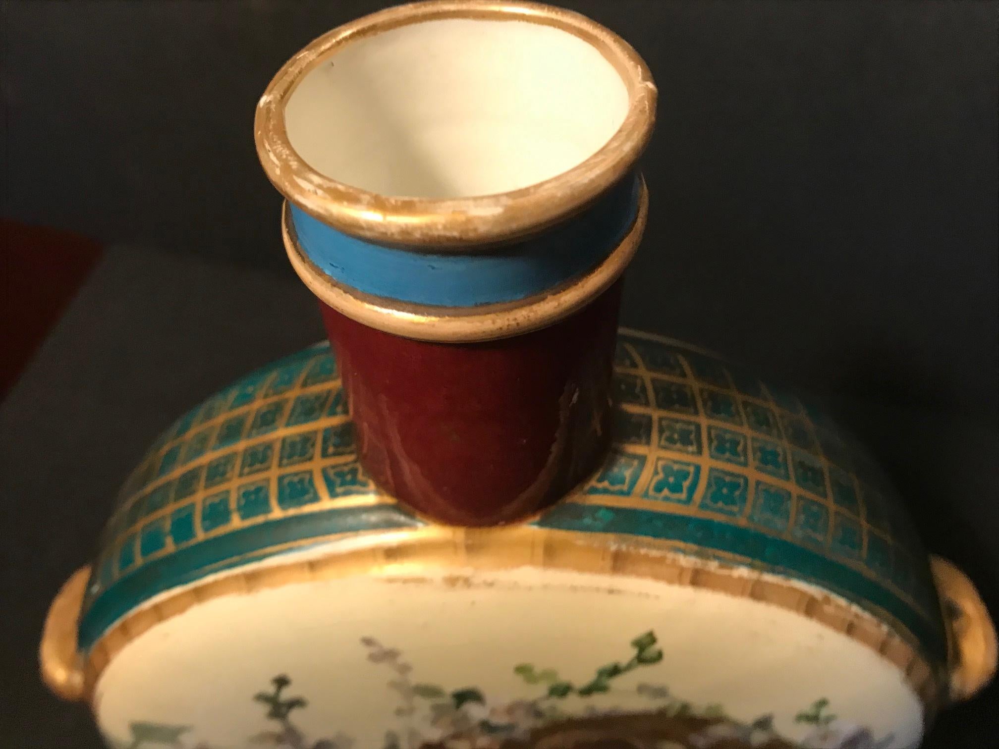 19th Century Royal Vienna Belle Époque Porcelain Moon Flask For Sale 7