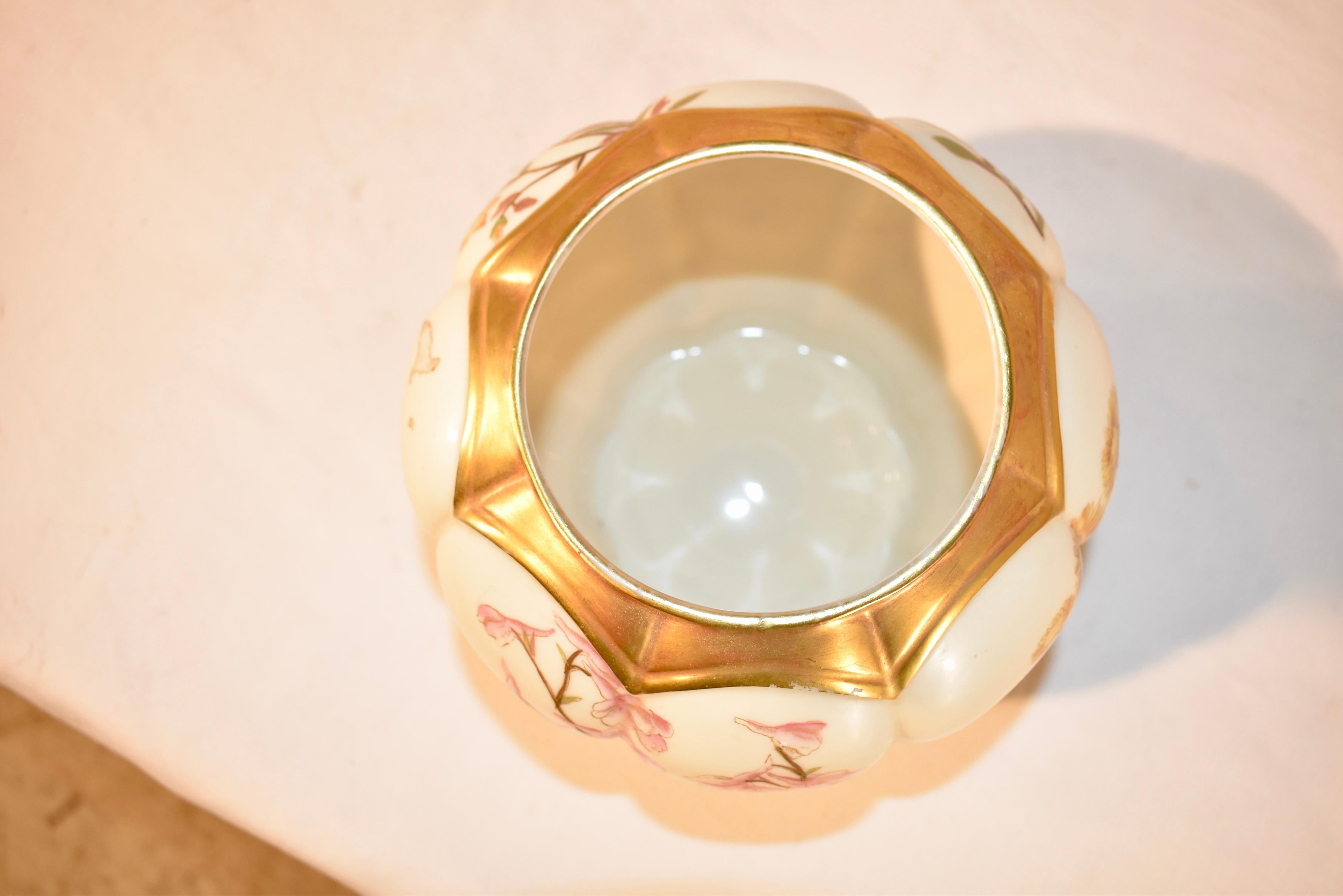 19th Century Royal Worcester Biscuit Box with Under Tray For Sale 2