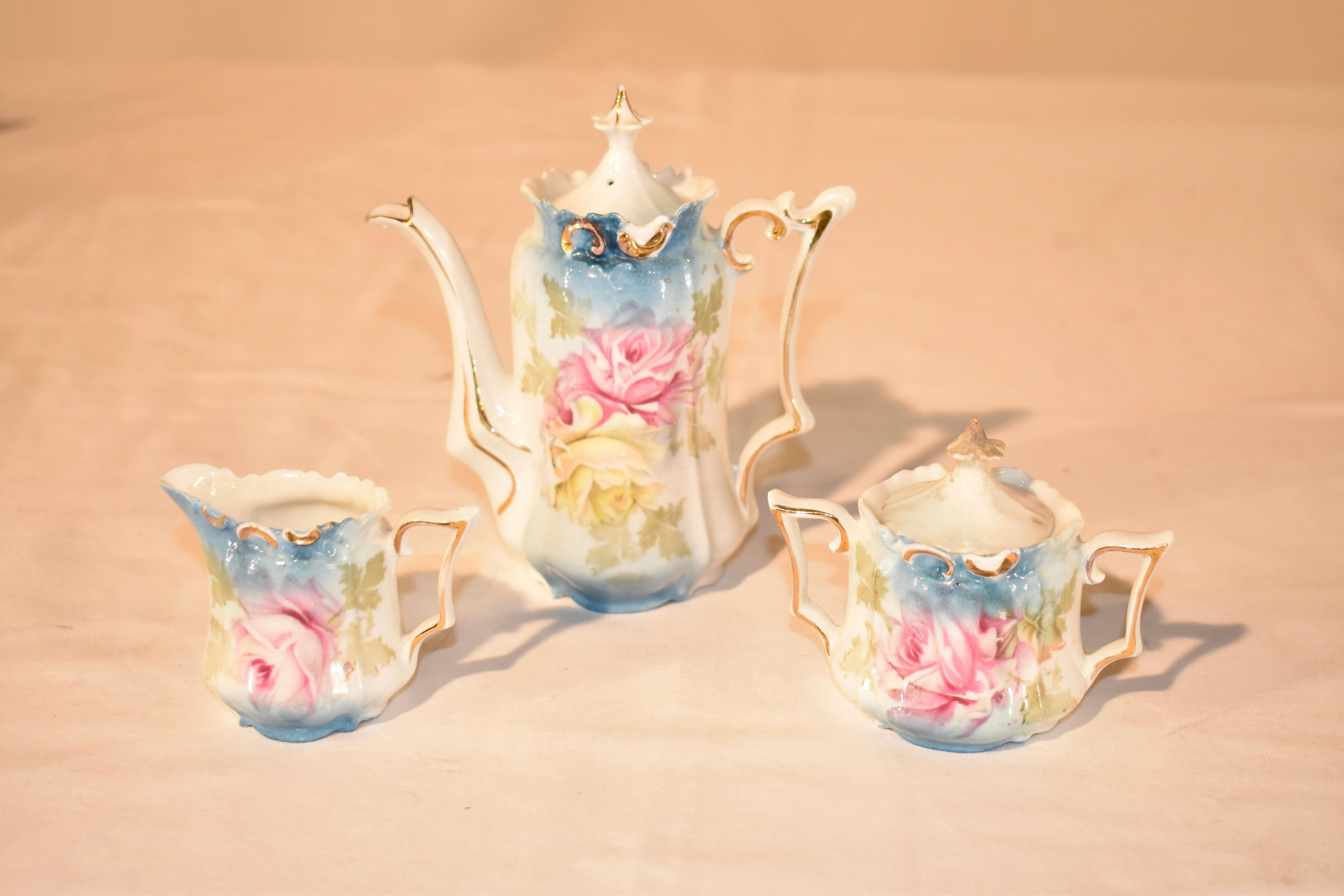 19th Century R.S. Prussia Children's Tea Set In Good Condition For Sale In High Point, NC
