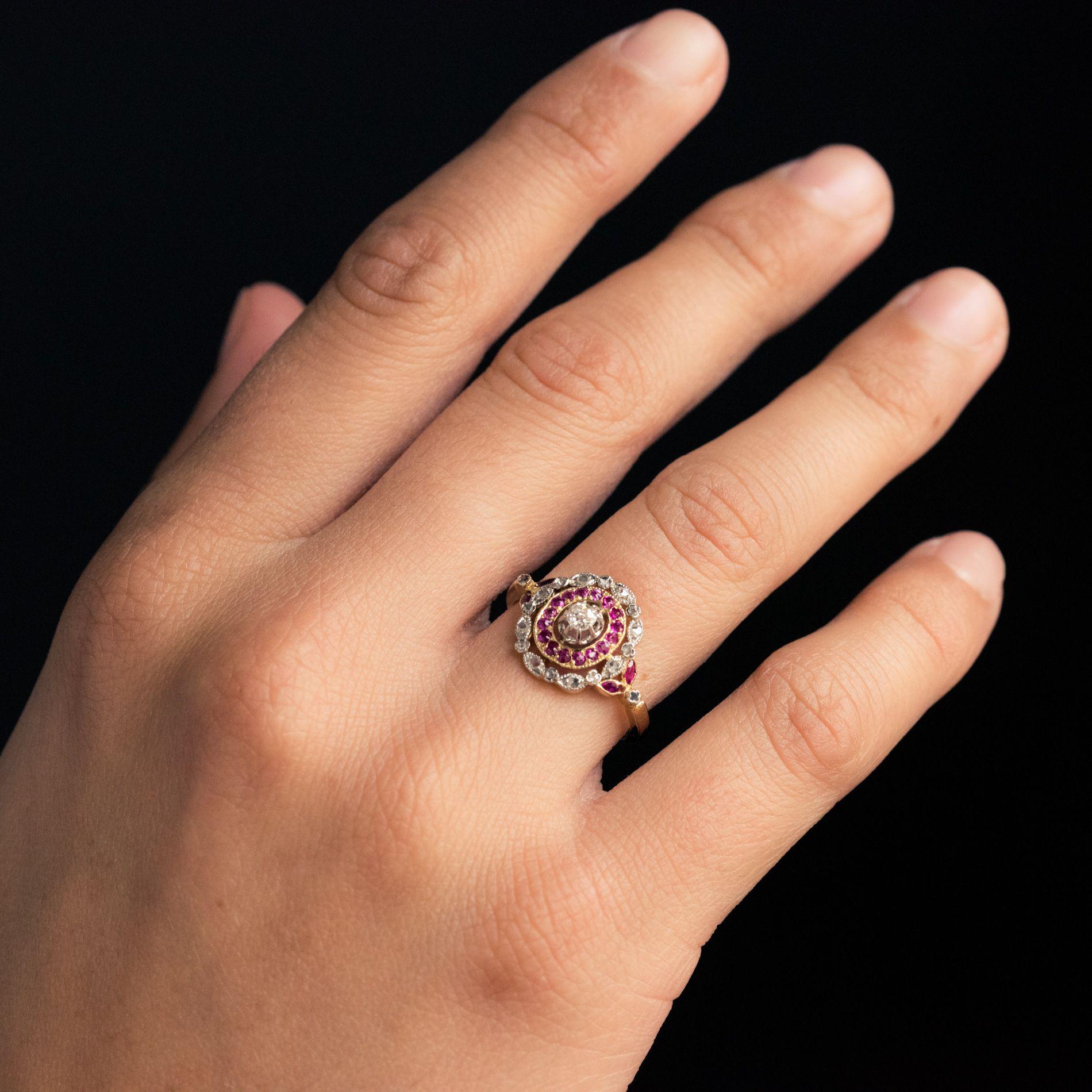 19th Century Ruby Diamonds 18 Karat Yellow Gold Ring In Good Condition In Poitiers, FR
