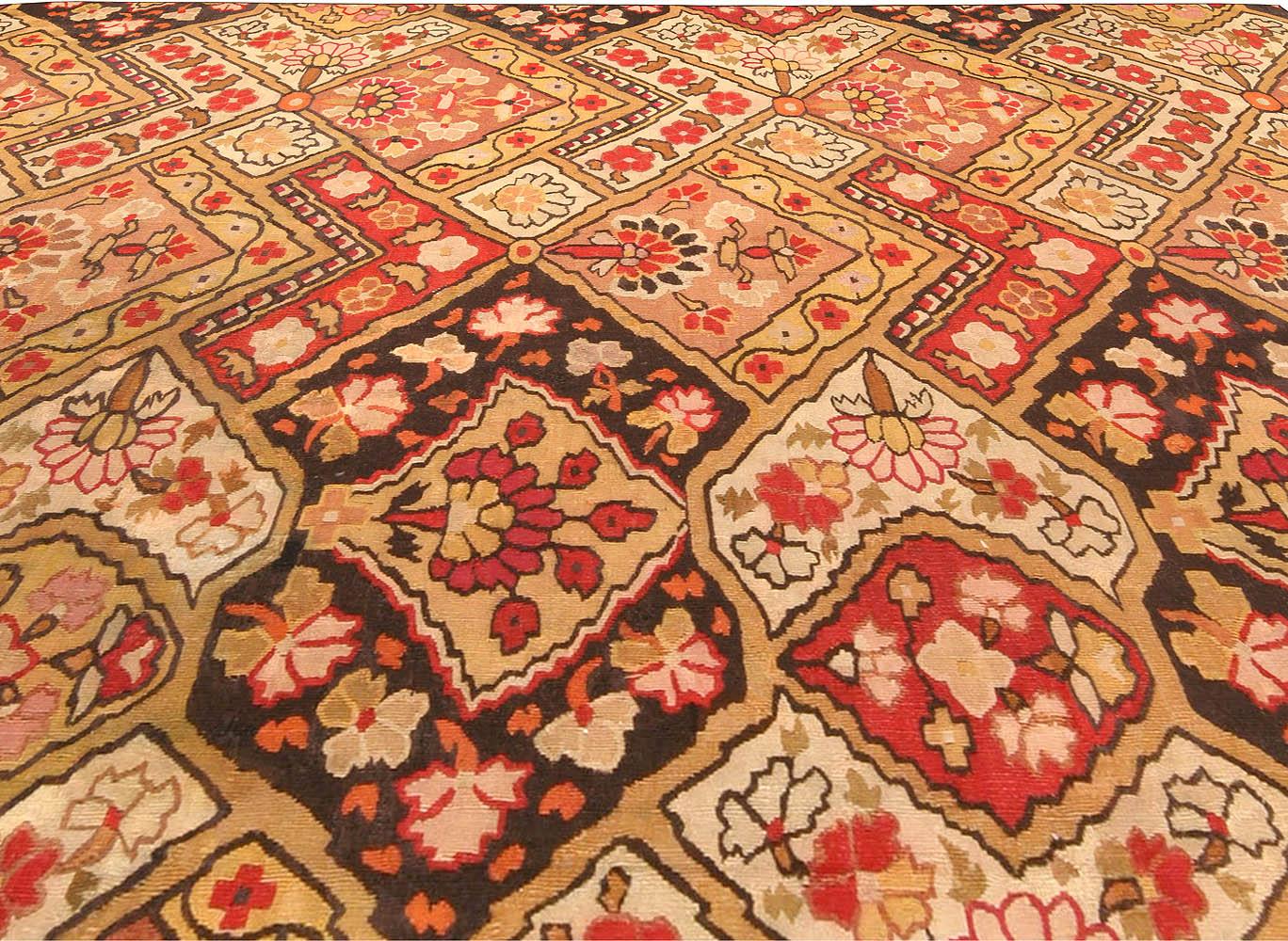 Authentic 19th century Russian Bessarabian carpet (fragment).
Size: 8'4