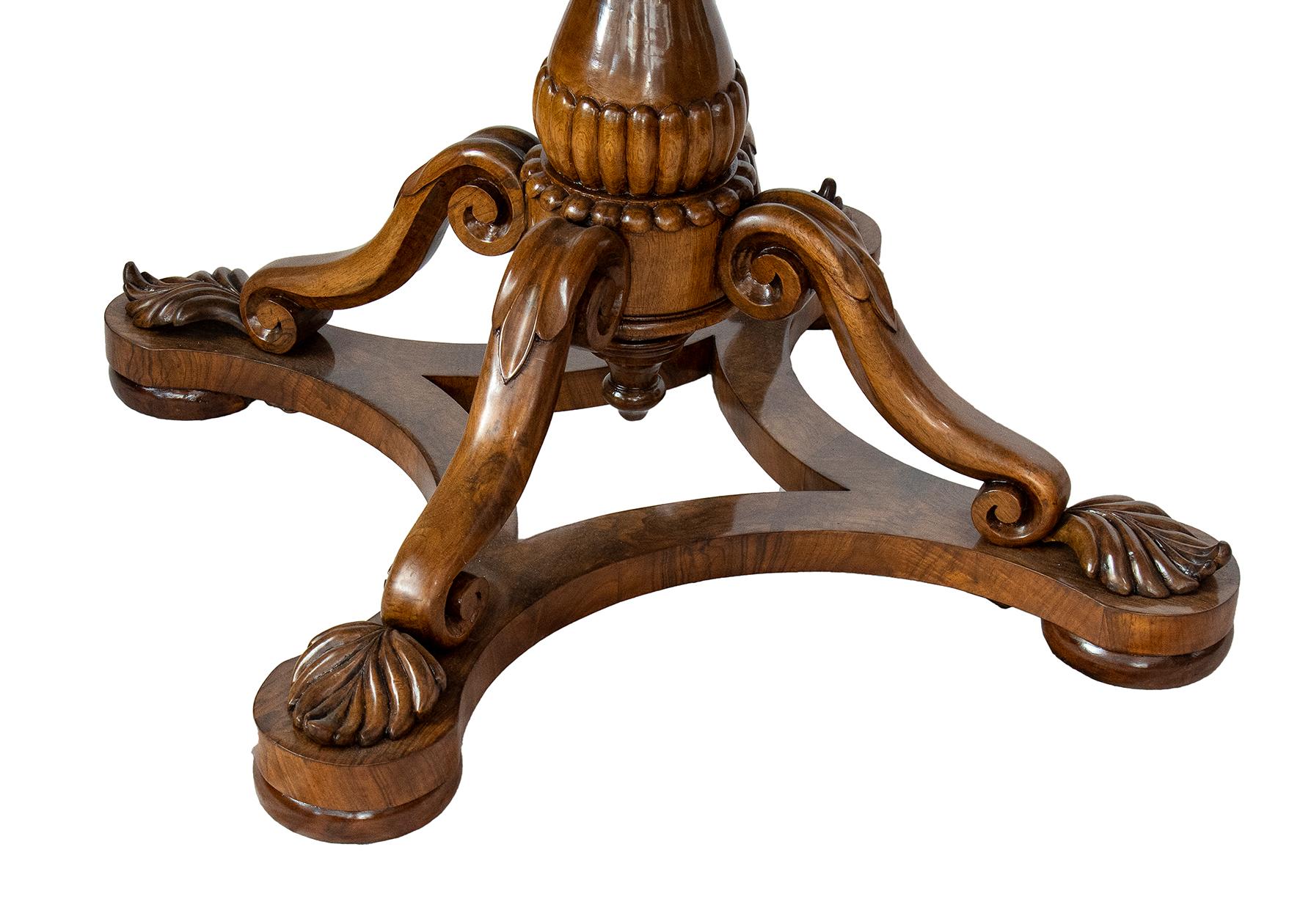 Hand-Carved 19th Century Italian Charles X Walnut Inlaid Center table For Sale