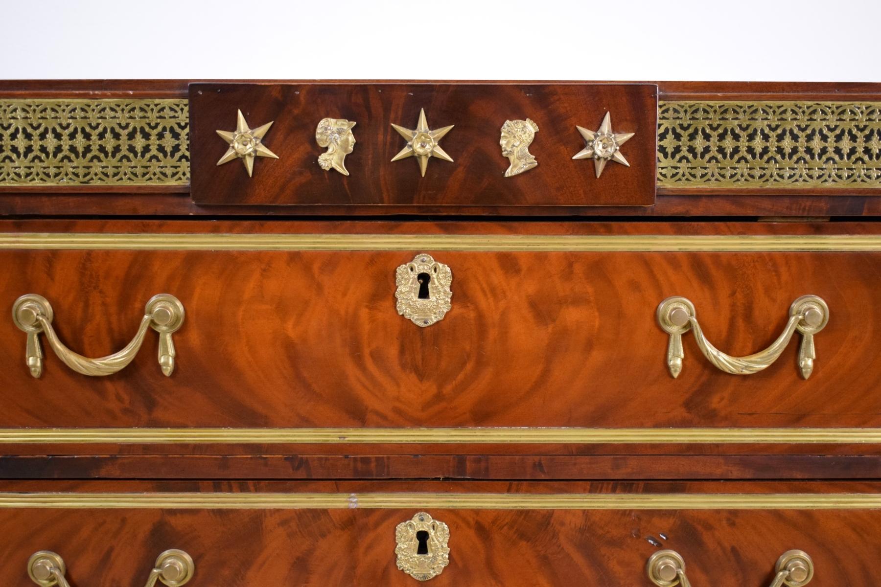 19th Century, Russian Chest of Drawers with Gilded Bronzes 1
