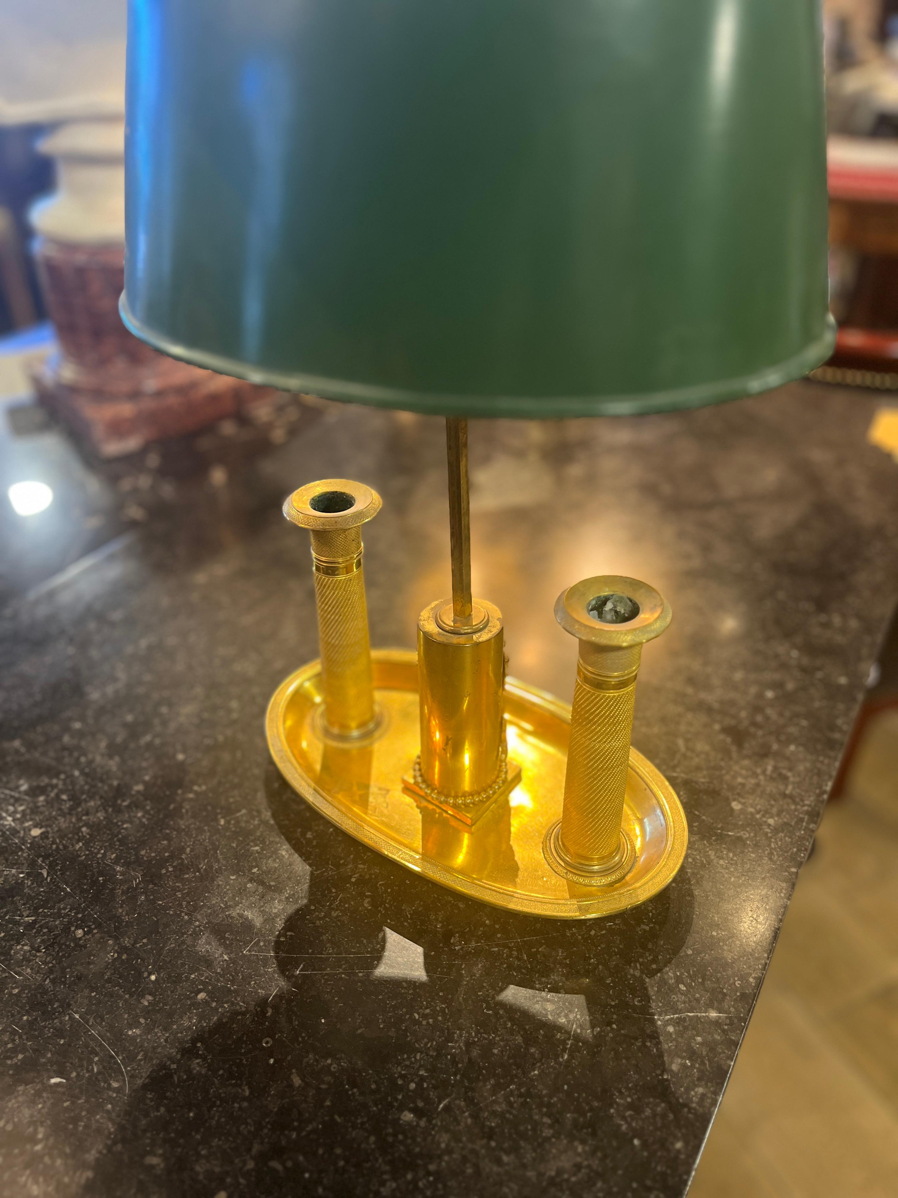Metallo 19th Century Russian Ormolu Bouillotte Lamp in vendita