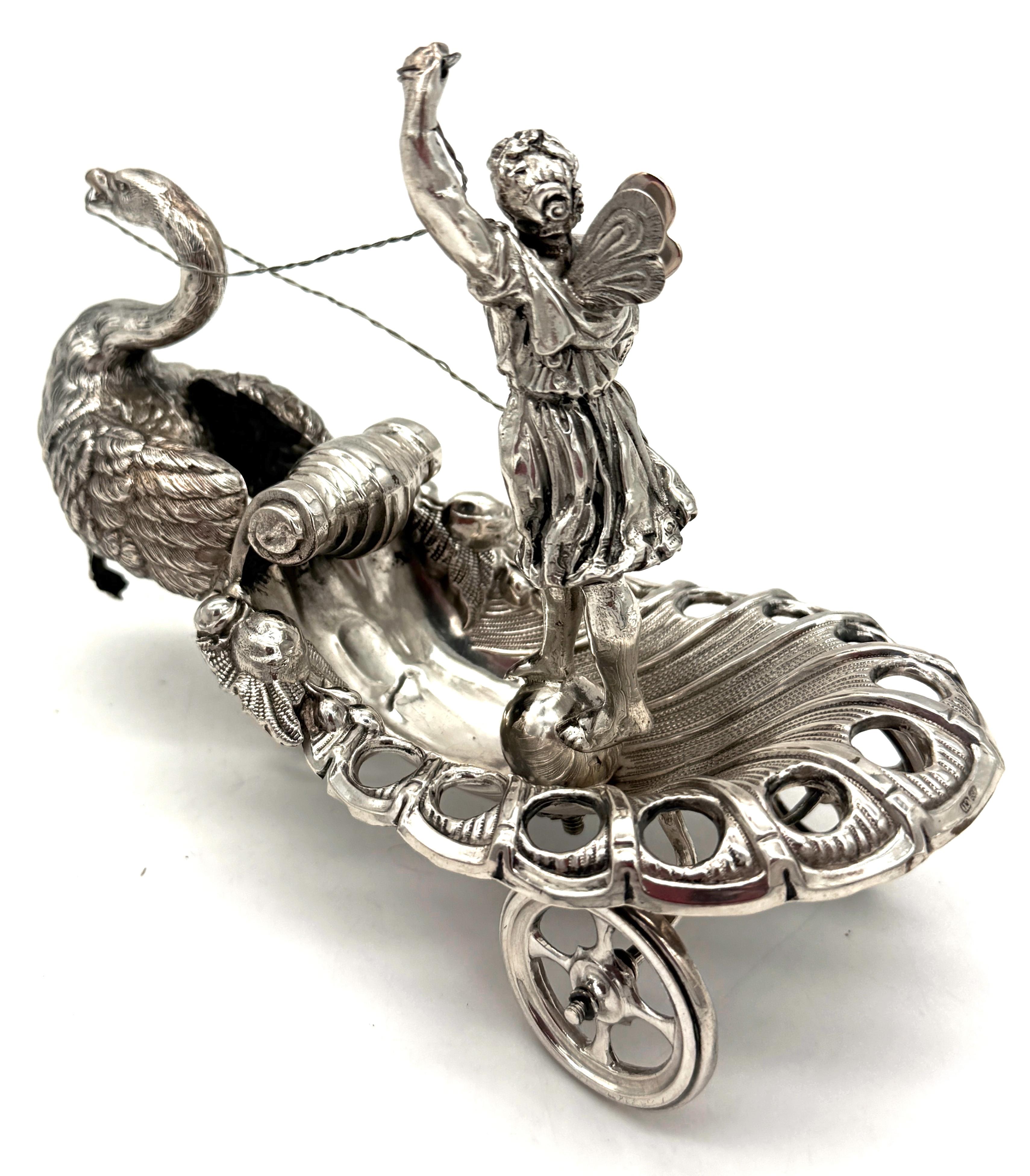 Ornamento da tavolo in argento russo del XIX secolo con Venere e cigno figurati in vendita 6