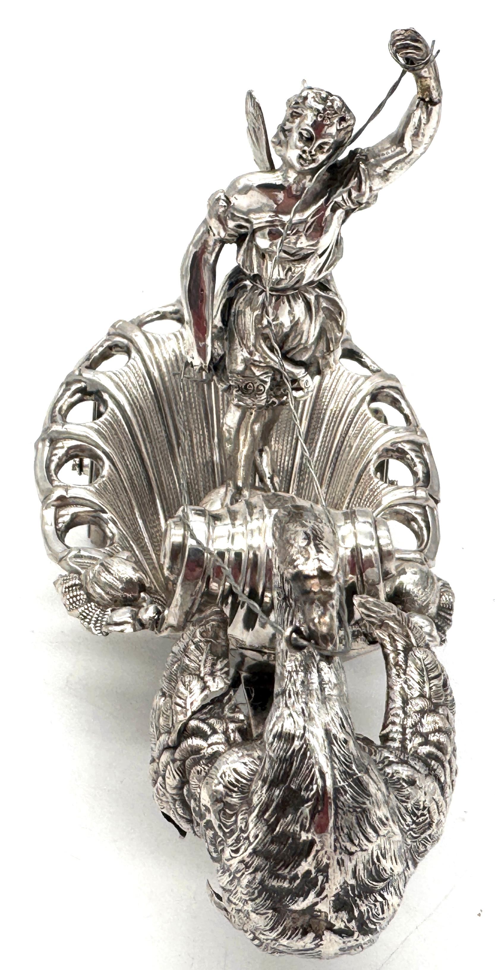 Ornamento da tavolo in argento russo del XIX secolo con Venere e cigno figurati in vendita 9