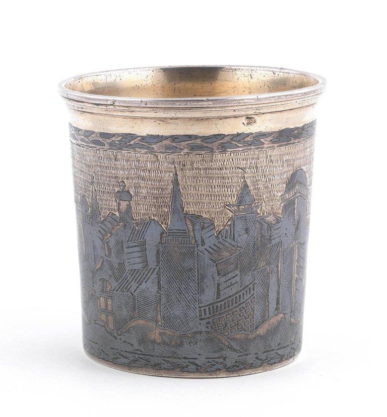 19th Century Russian Silver-Gilt and Niello Beaker In Excellent Condition In Firenze, IT