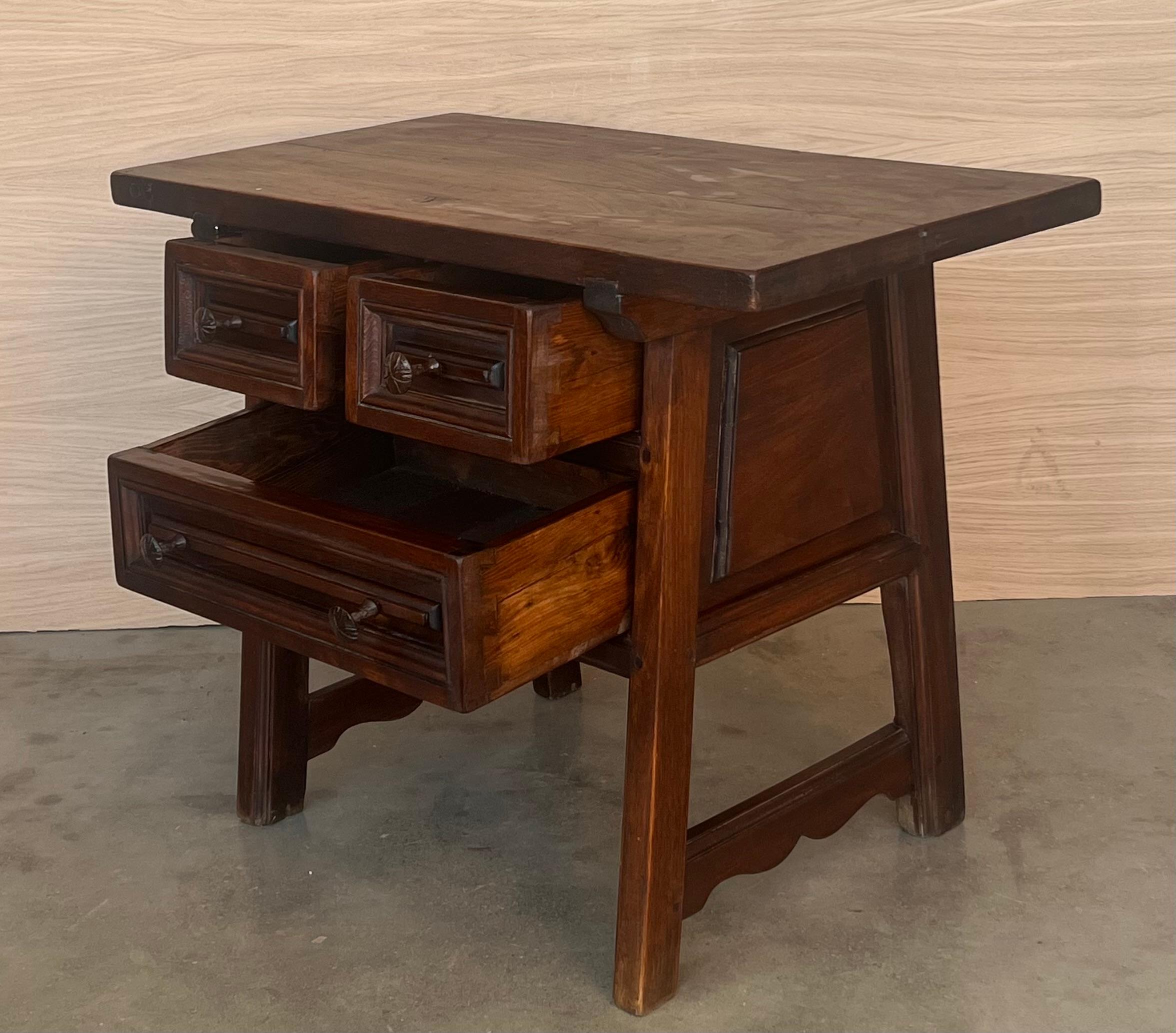 19th Century Rustic Artisan Made Pyrenees Mountains Side Three Drawers Table For Sale 6