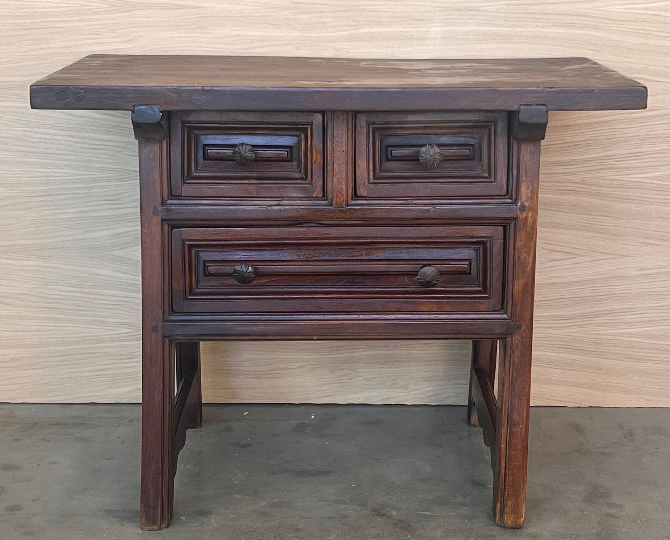 Baroque 19th Century Rustic Artisan Made Pyrenees Mountains Side Three Drawers Table For Sale