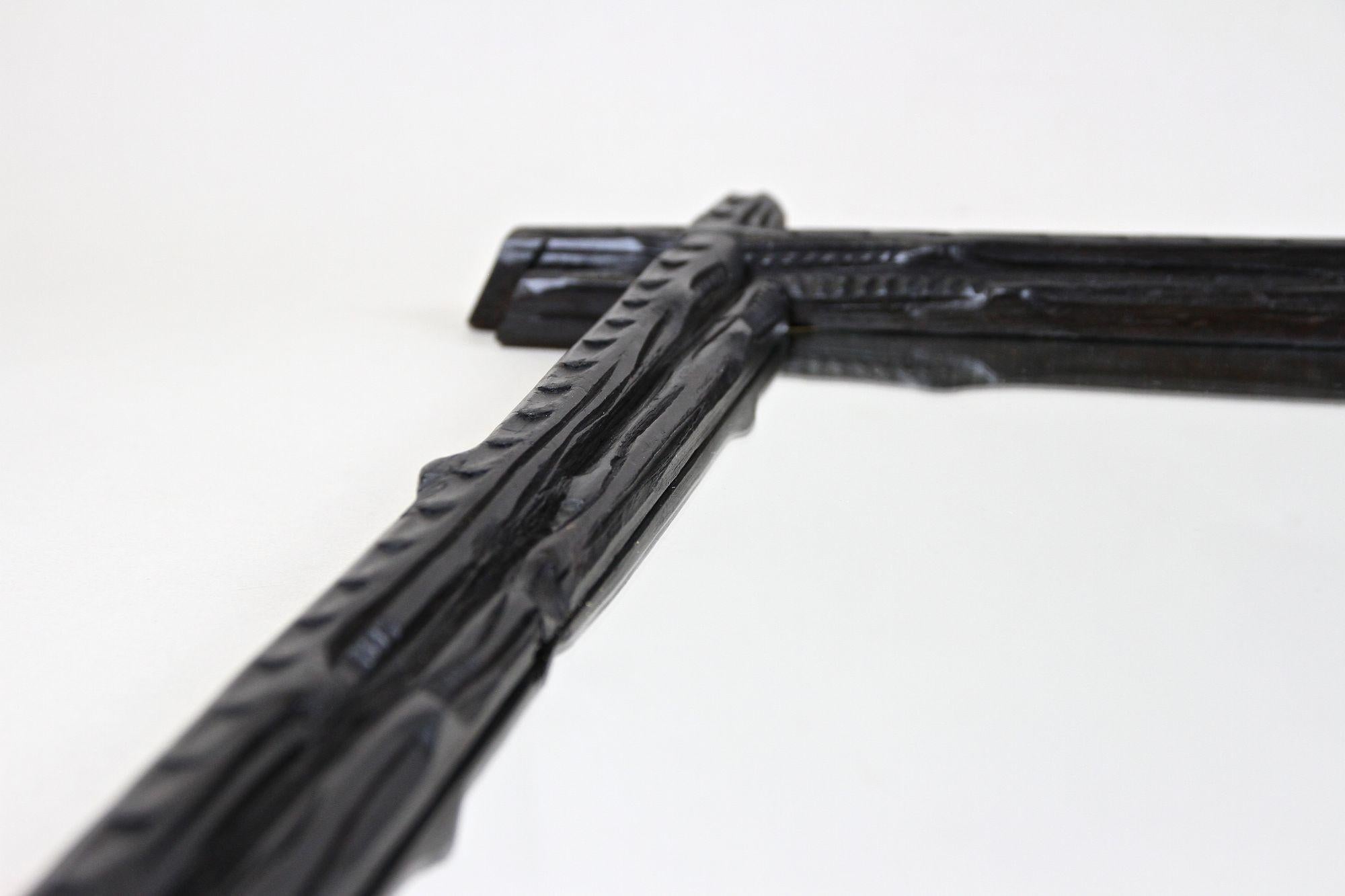 Specchio rustico Black Forest del XIX secolo con foglie di Oak, Austria circa 1870 in vendita 8