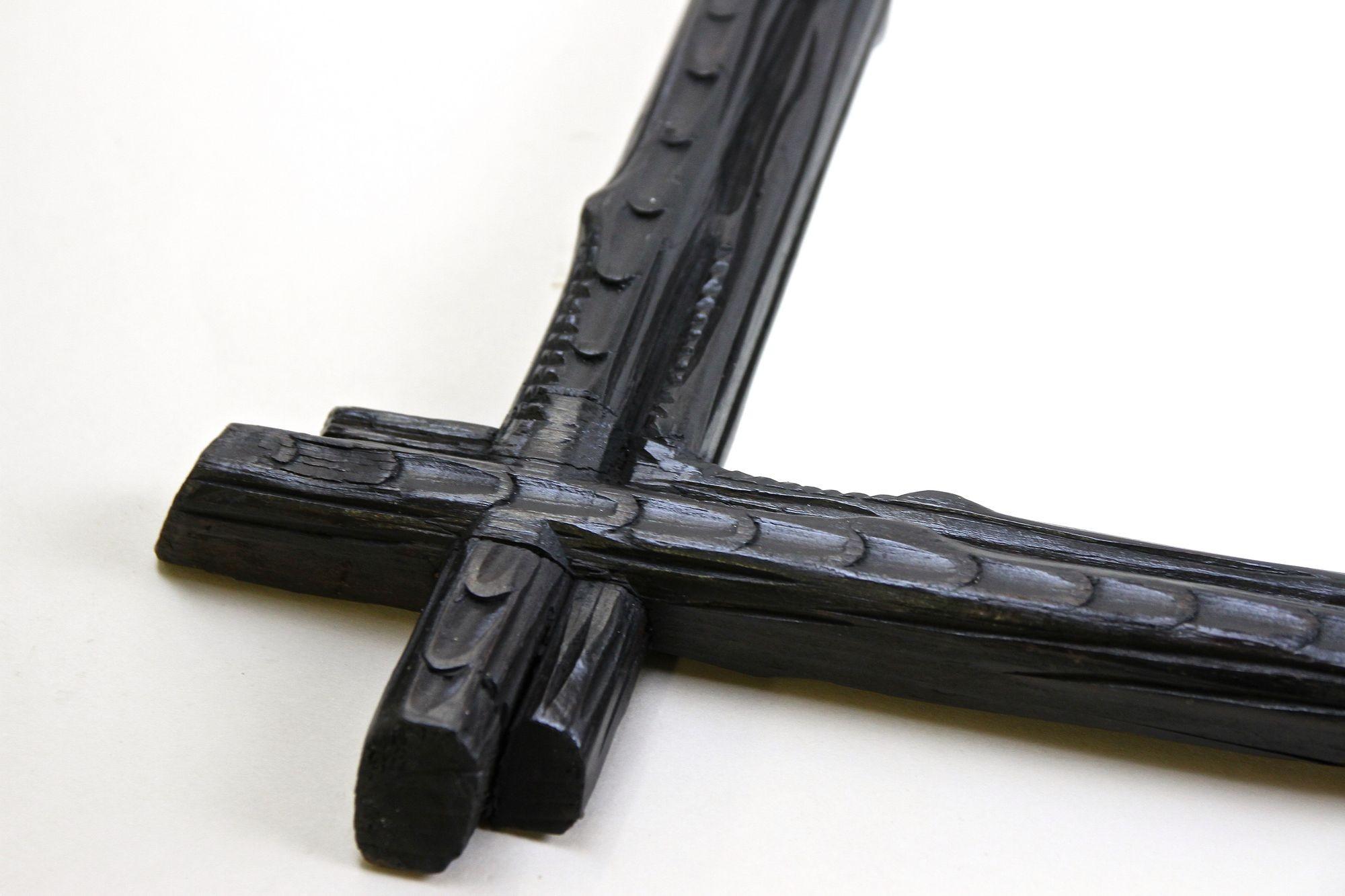 Specchio rustico Black Forest del XIX secolo con foglie di Oak, Austria circa 1870 in vendita 11