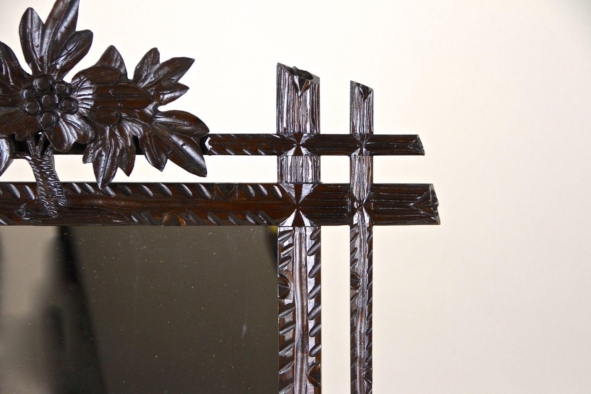19th Century Rustic Black Forest Wall Mirror with Double Frame, AT circa 1890 For Sale 2