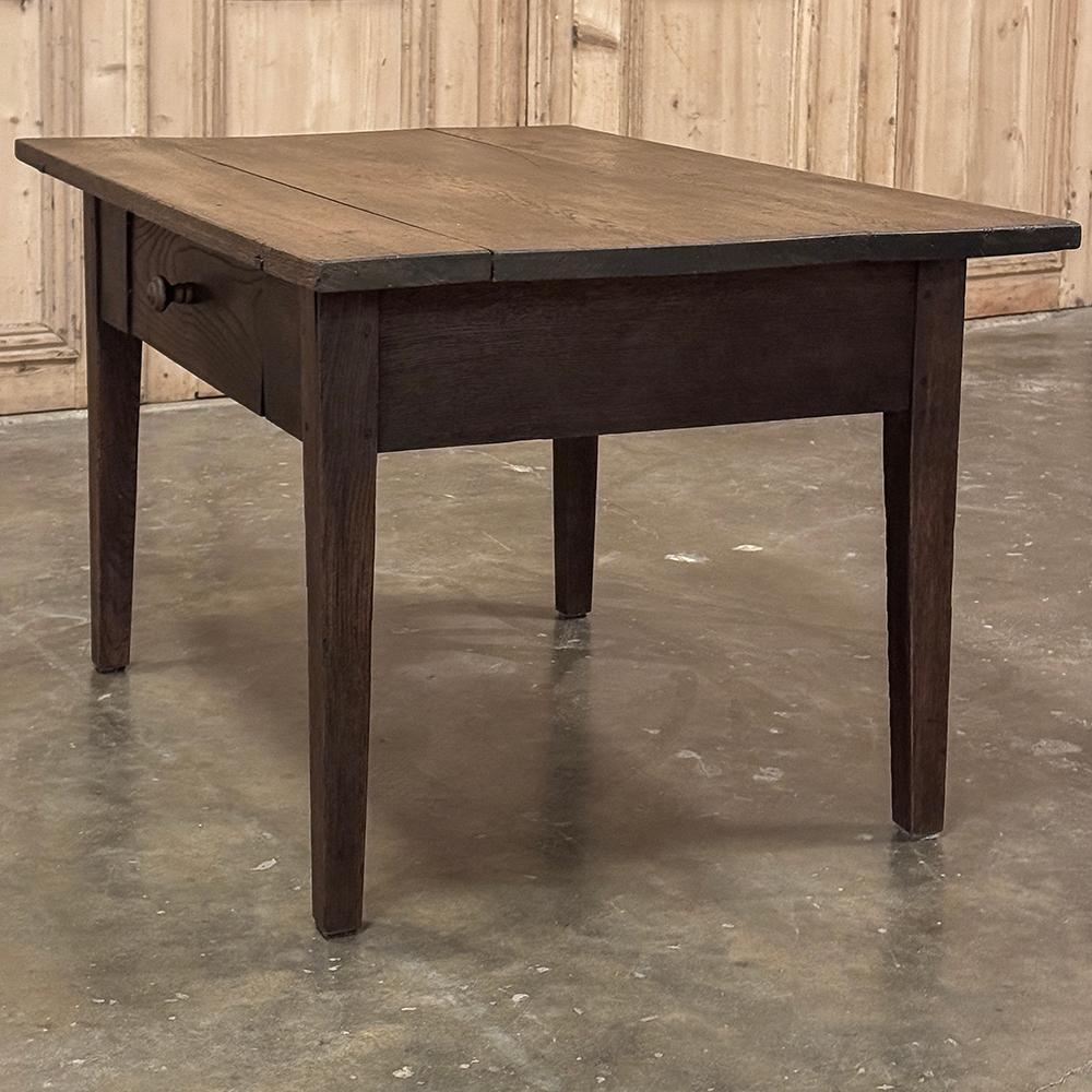 Table basse rustique française du 19e siècle en vente 4