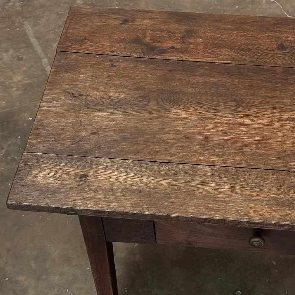 XIXe siècle Table basse rustique française du 19e siècle en vente