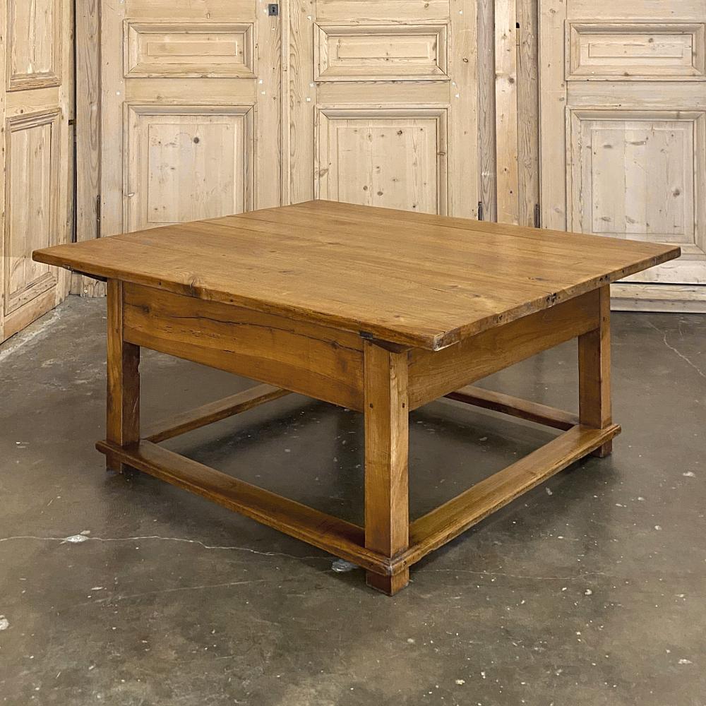 19th Century Rustic Country French Fruitwood Coffee Table In Good Condition For Sale In Dallas, TX