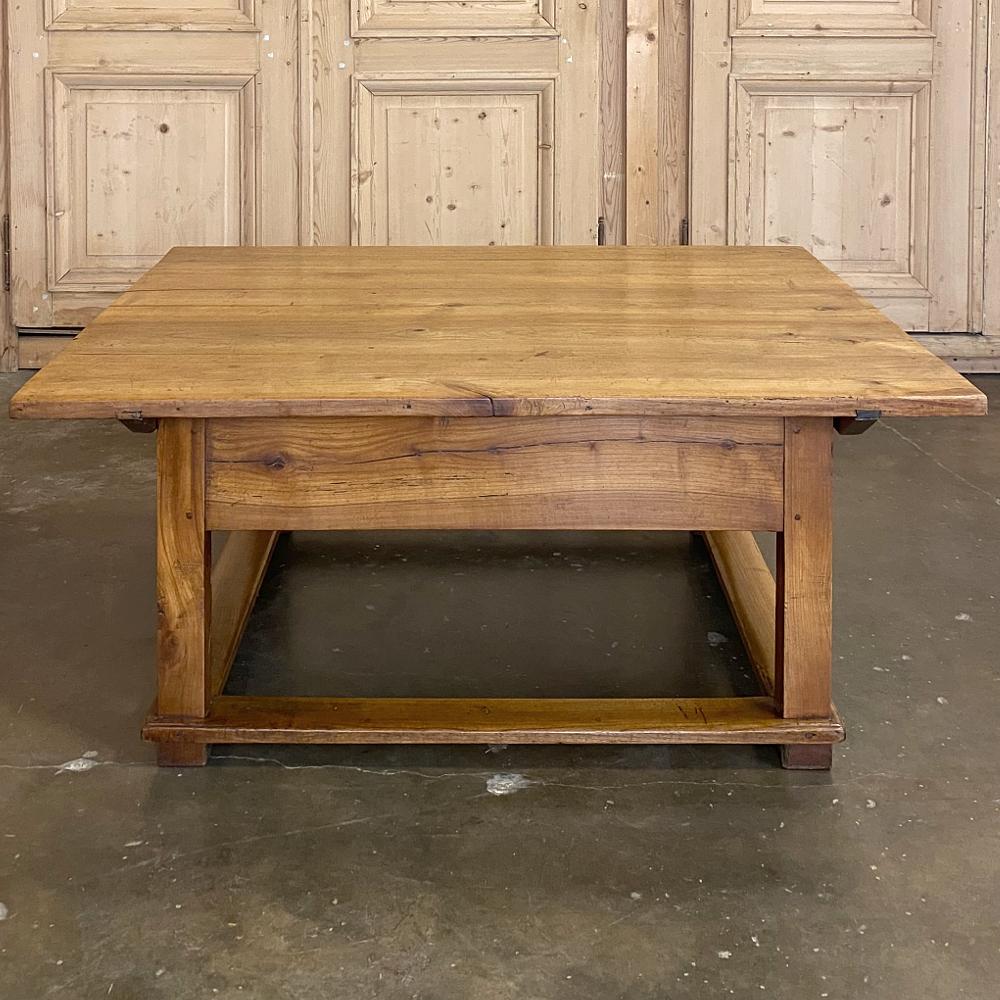 19th Century Rustic Country French Fruitwood Coffee Table For Sale 5
