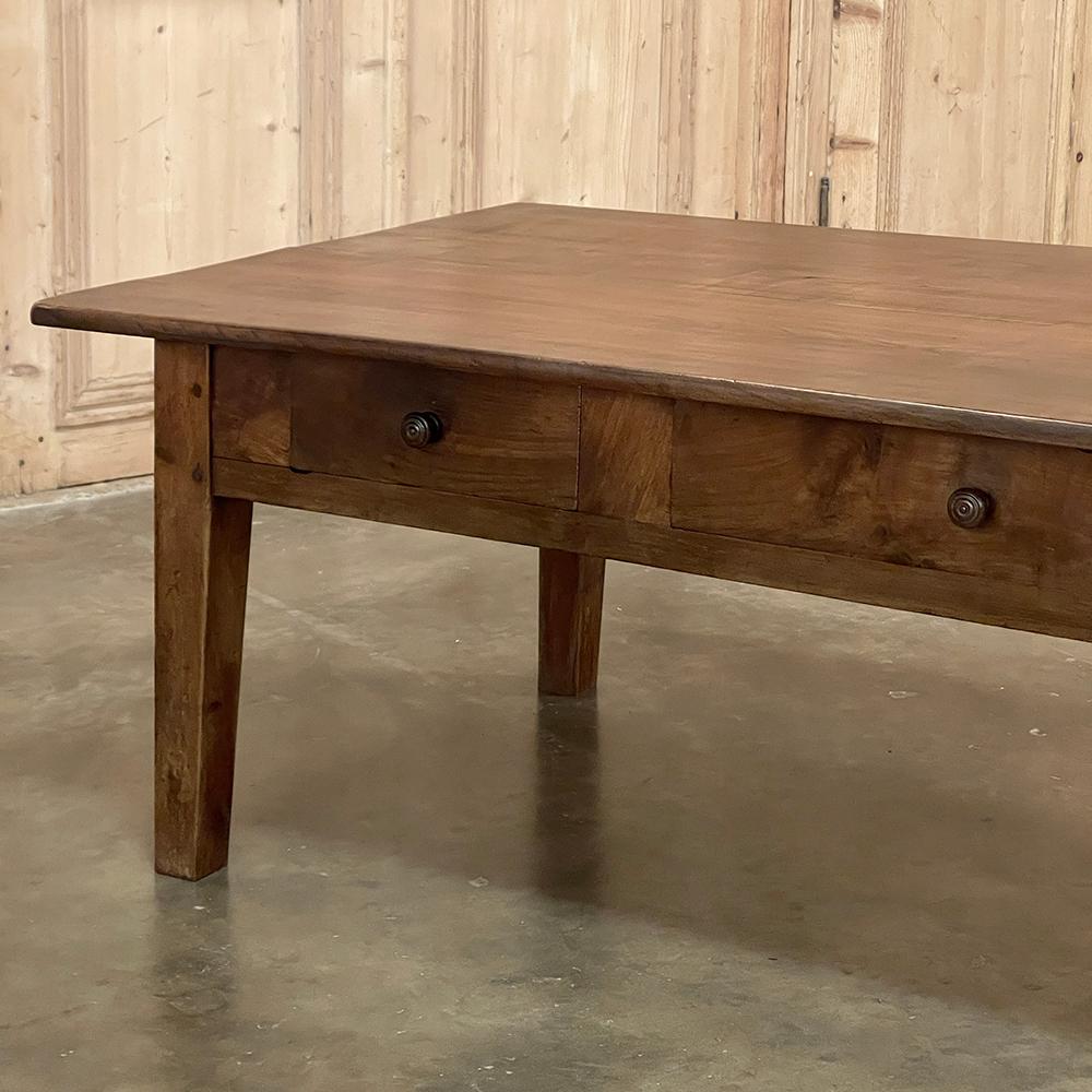 19th Century Rustic Country French Walnut Coffee Table For Sale 8