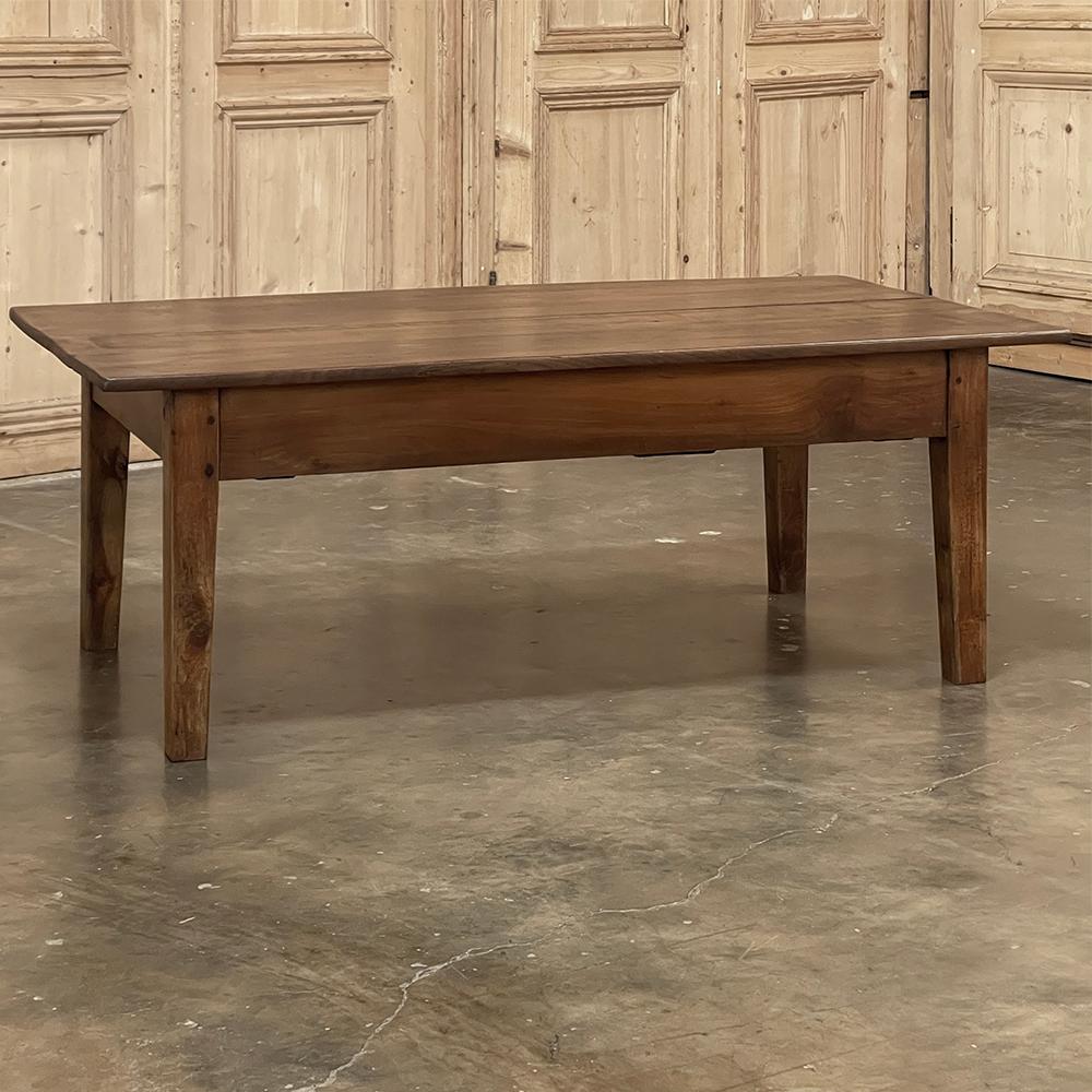 19th Century Rustic Country French Walnut Coffee Table For Sale 11