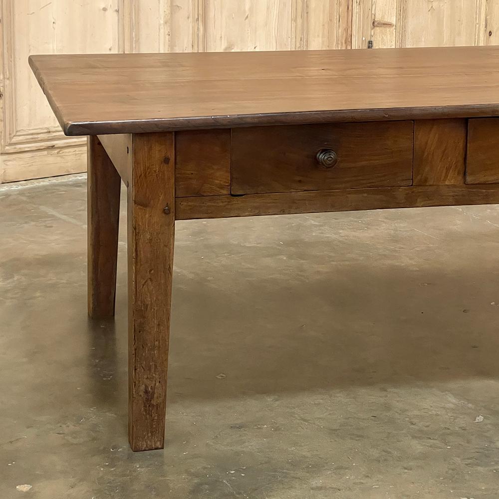 19th Century Rustic Country French Walnut Coffee Table For Sale 5
