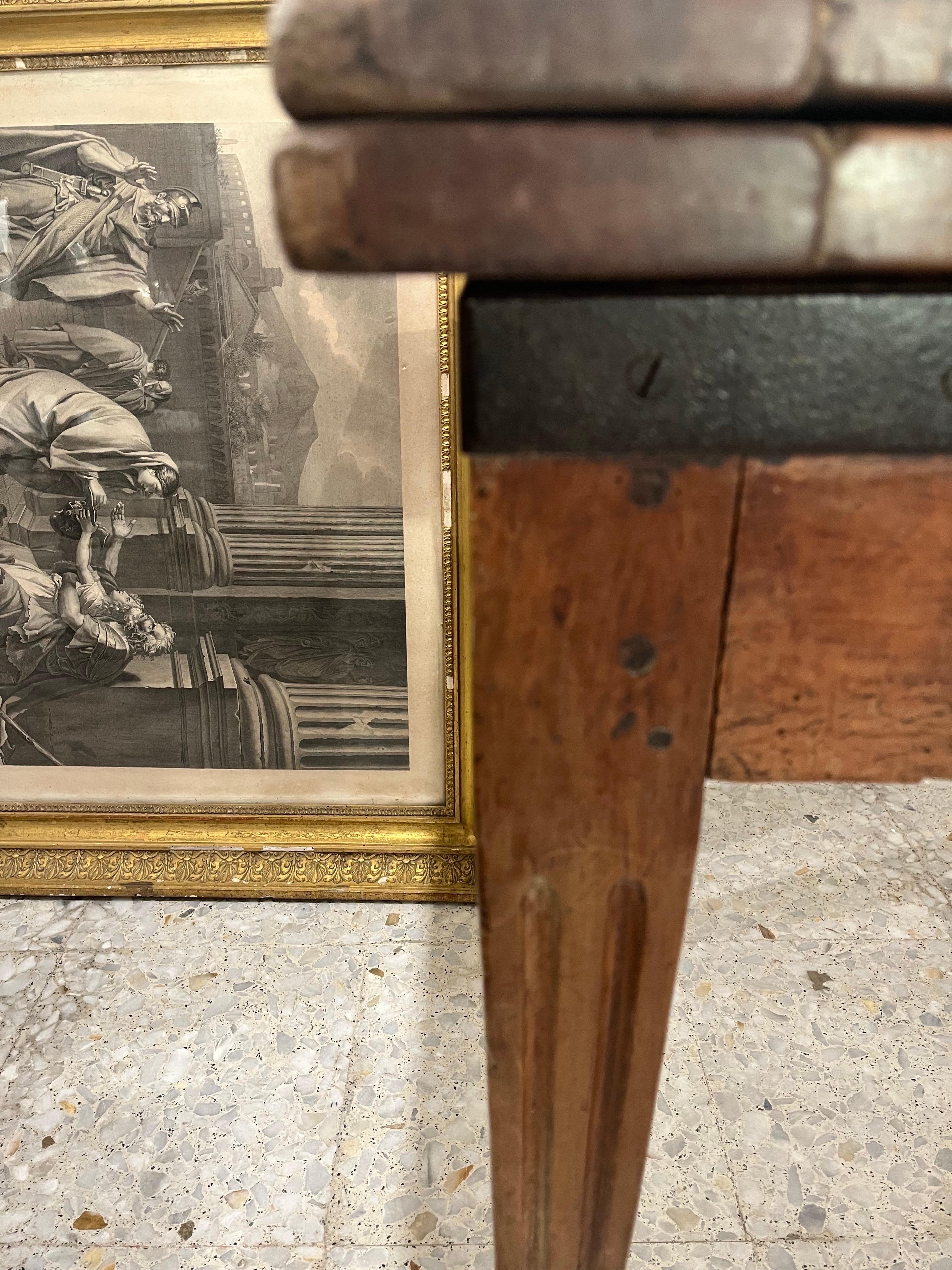 19th Century Rustic Extendable Walnut Table Louis XVI Style For Sale 7