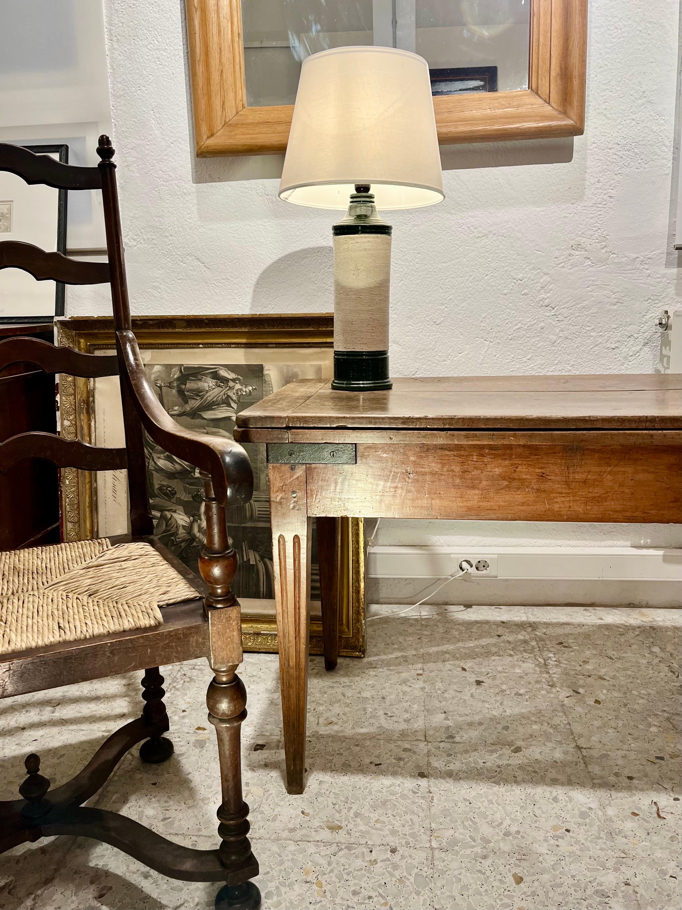 19th Century Rustic Extendable Walnut Table Louis XVI Style For Sale 3