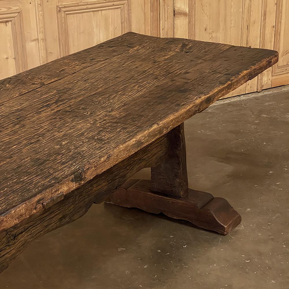 Table à tréteaux de ferme rustique du 19ème siècle en vente 9