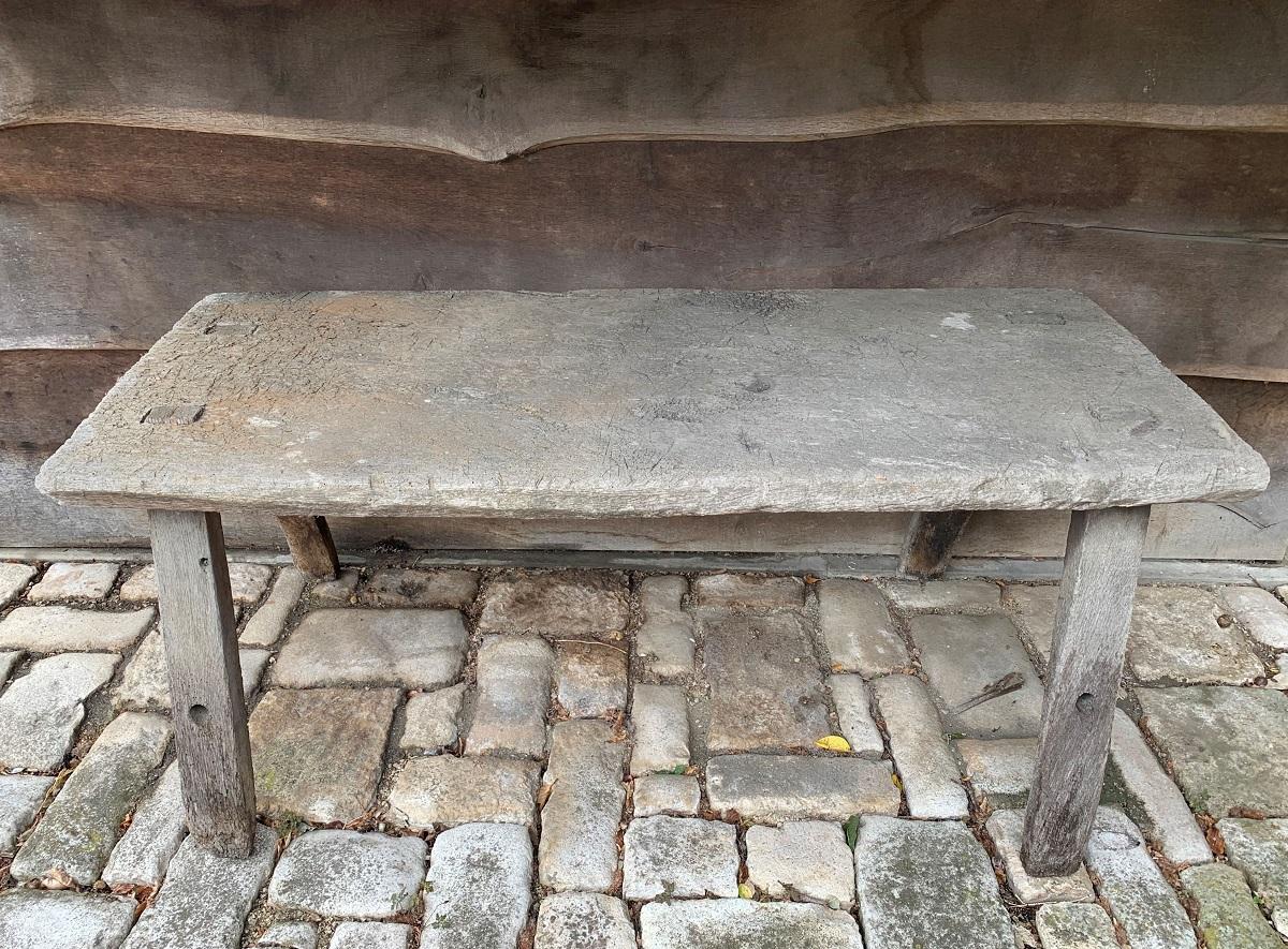 19th Century Rustic French Oak Sidetable For Sale 2