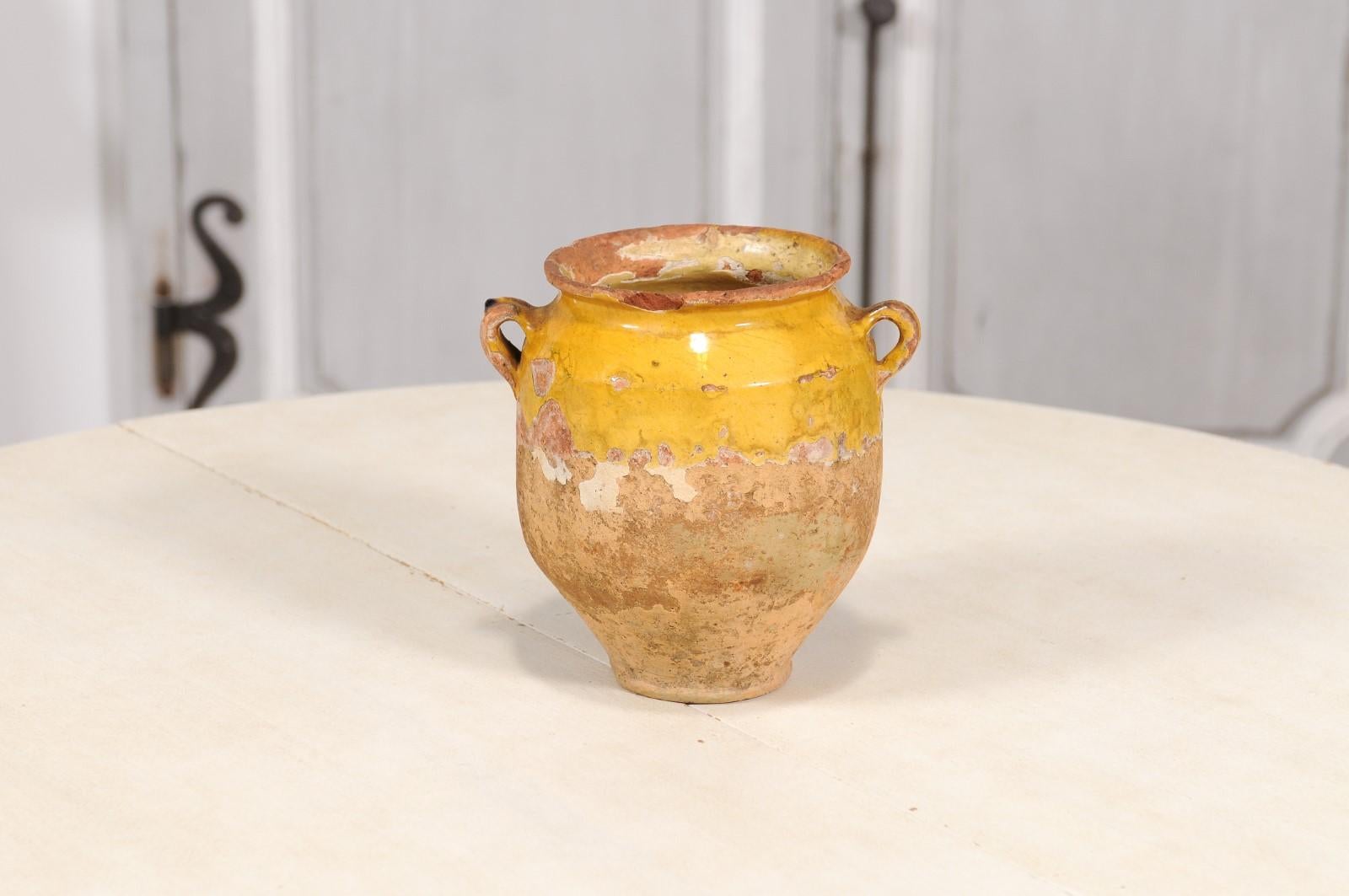19th Century Rustic French Provincial Pot à Confit with Yellow Glaze and Handles 5
