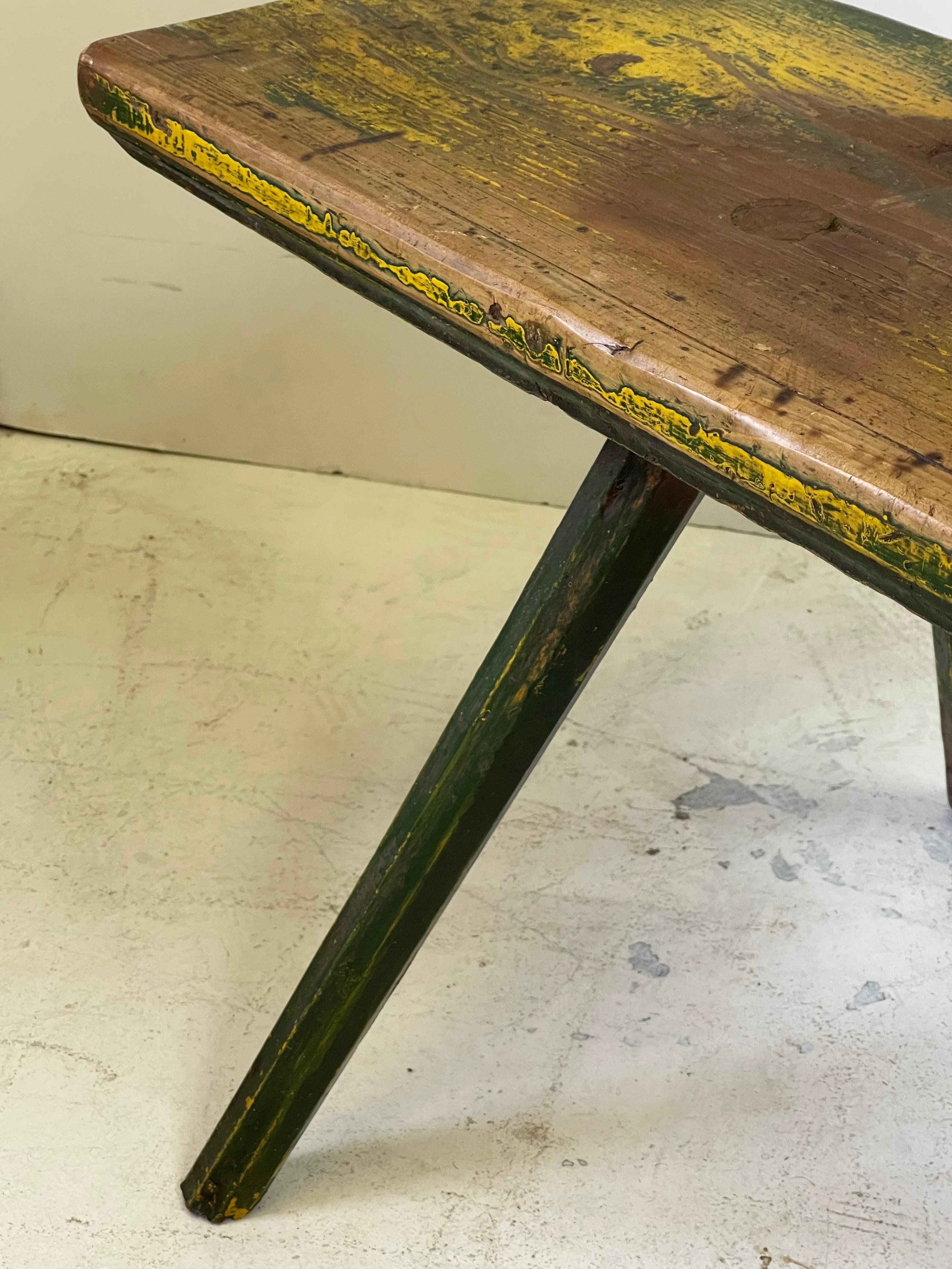 19th Century Rustic Italian Bench in Green and Yellow Paint 6