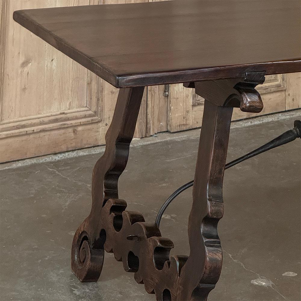 XIXe siècle Table de salle à manger rustique italienne du 19e siècle en vente