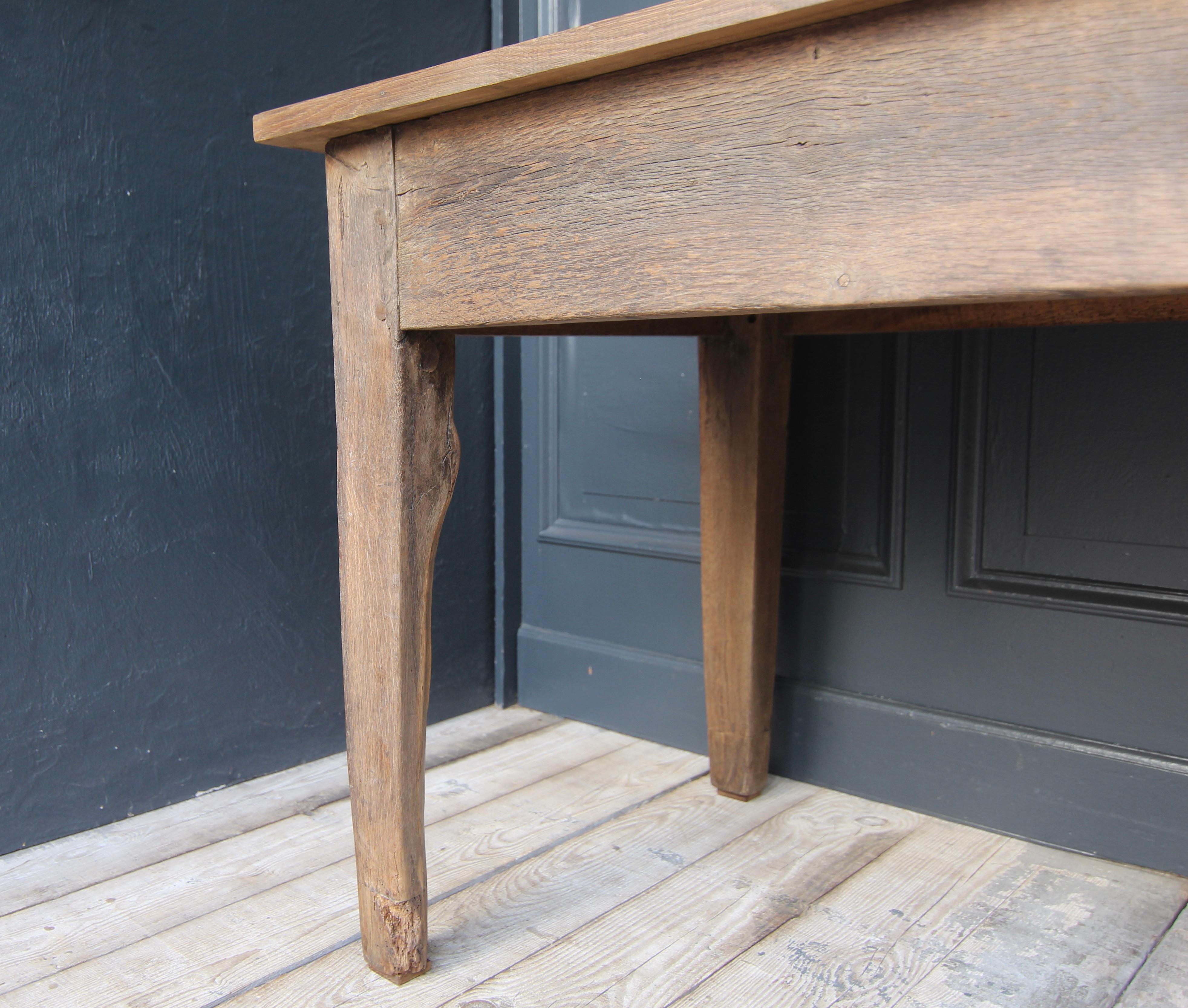 19th Century Rustic Rectangular Oak Table For Sale 7