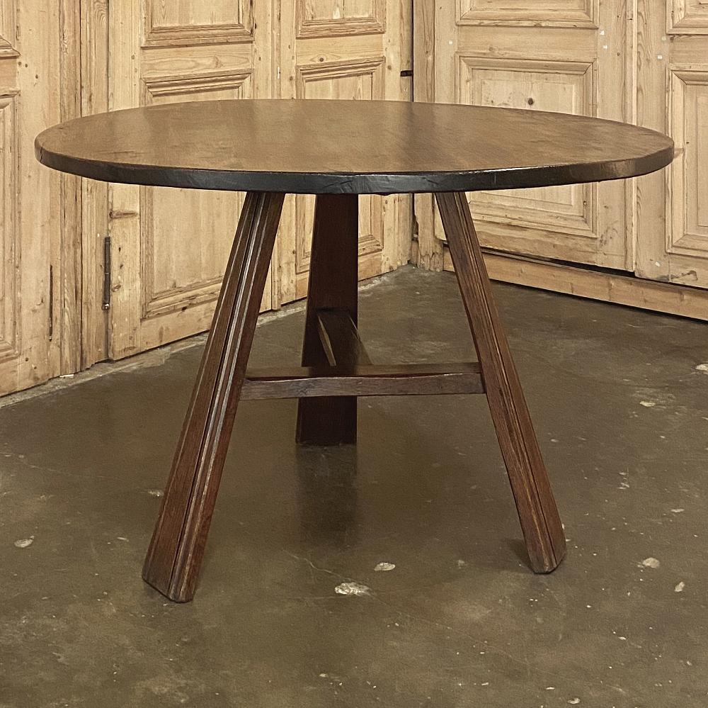 19th Century Rustic Round Breakfast Table, Game Table In Good Condition In Dallas, TX