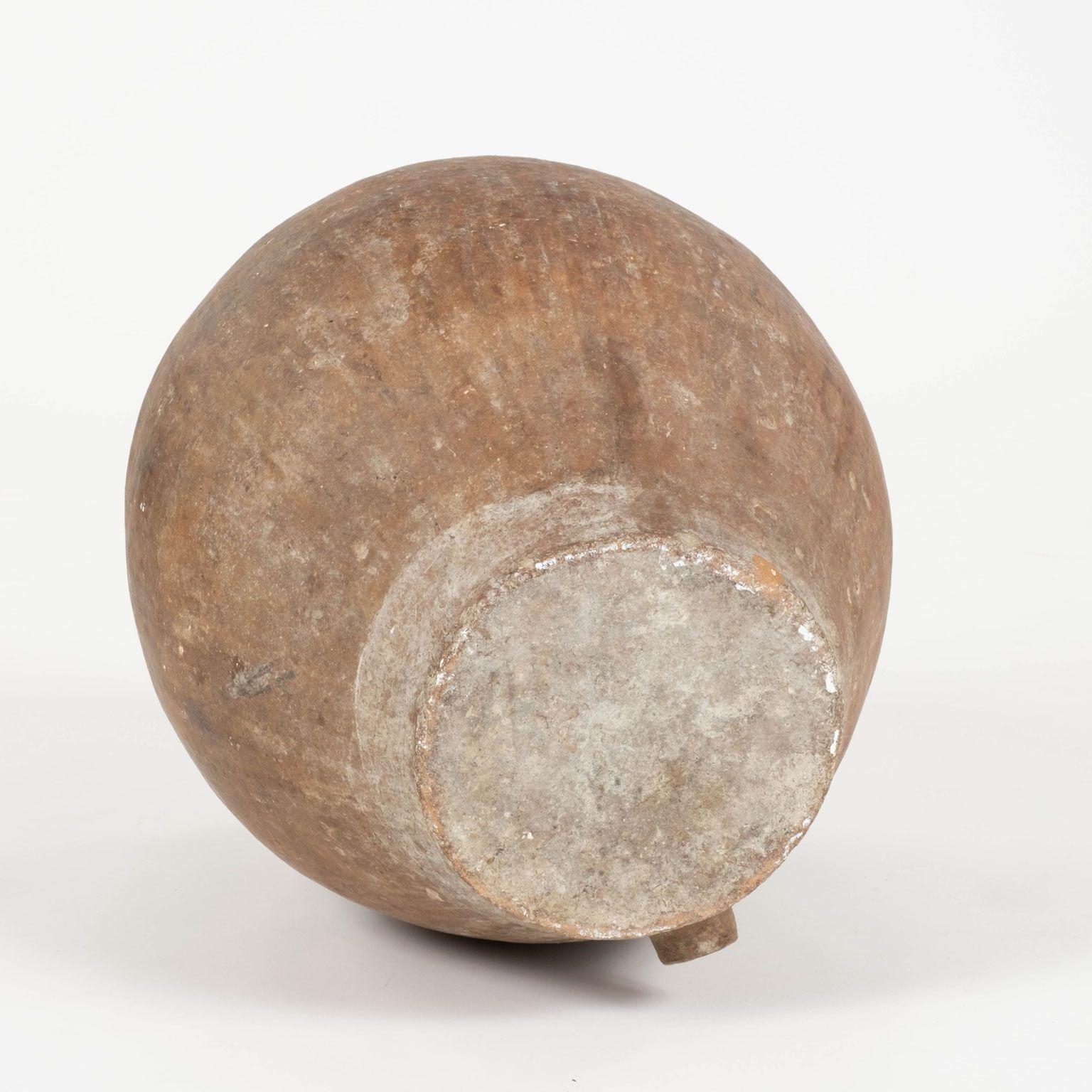 Tarro de barro rústico español del siglo XIX para aceitunas en venta 2