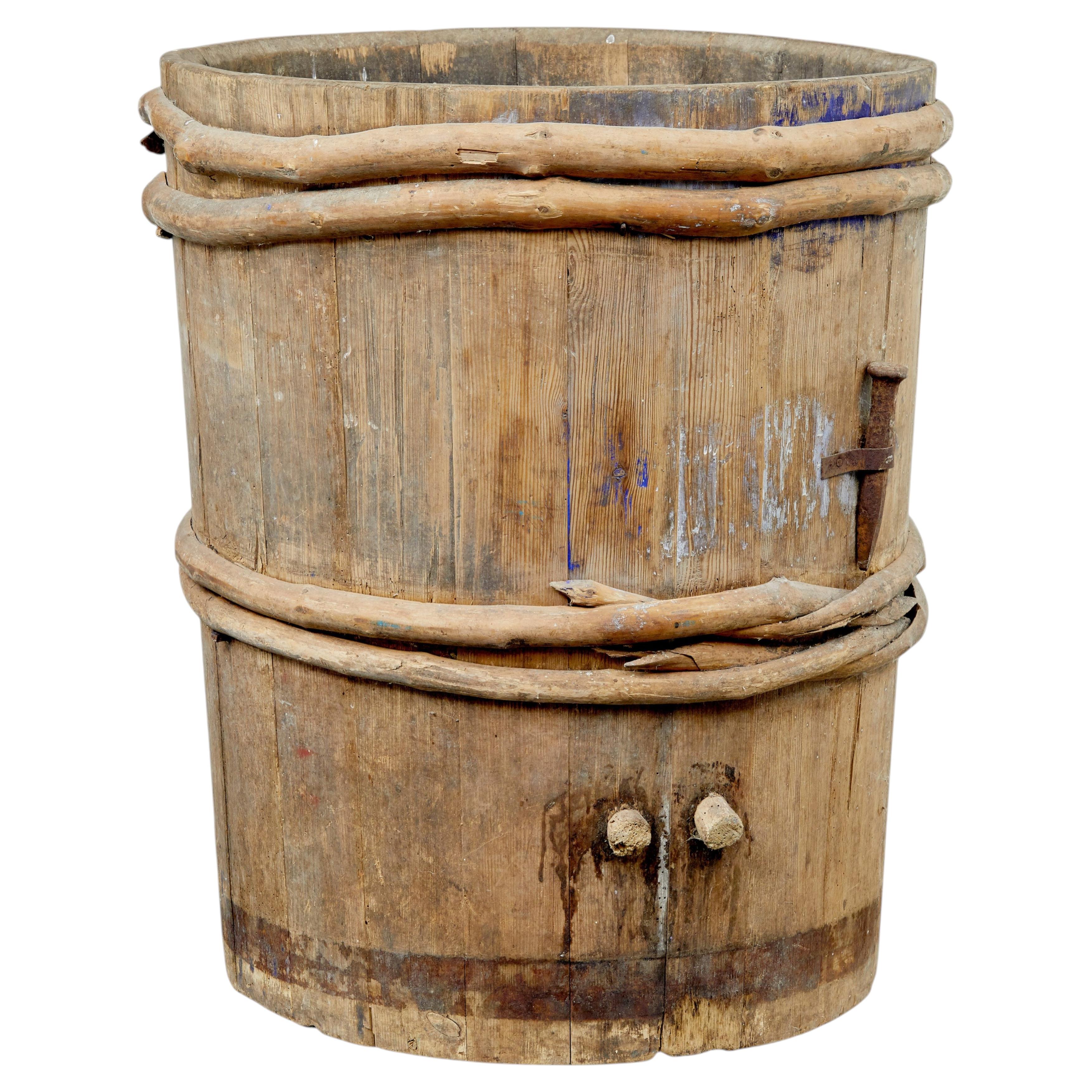 19th century rustic Swedish pine barrel For Sale