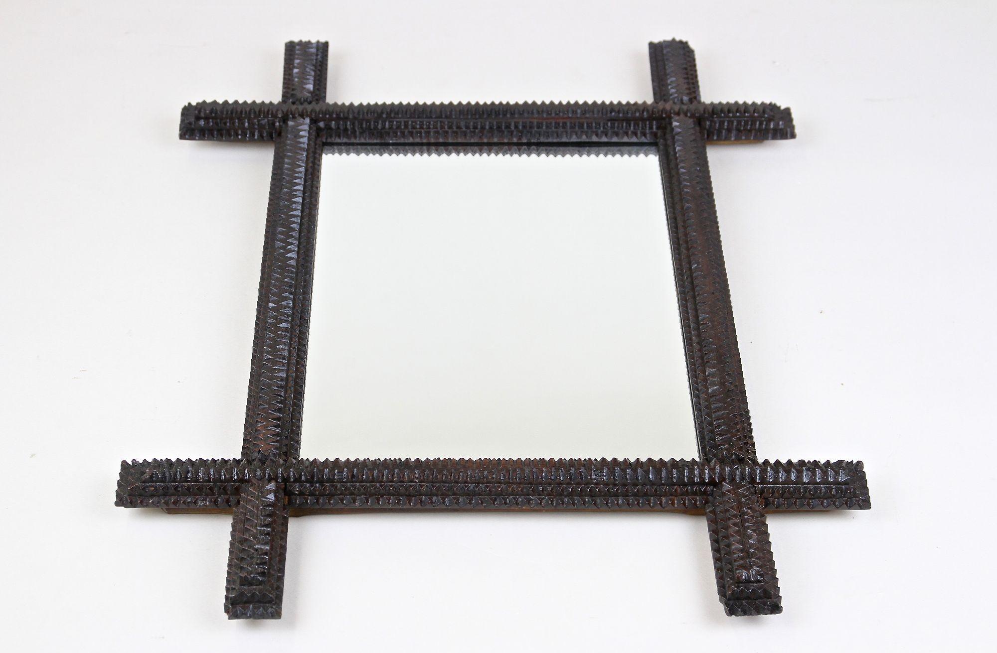 Miroir mural Rustic Tramp Art du 19ème siècle - Sculpté à la main, Autriche vers 1870 en vente 4