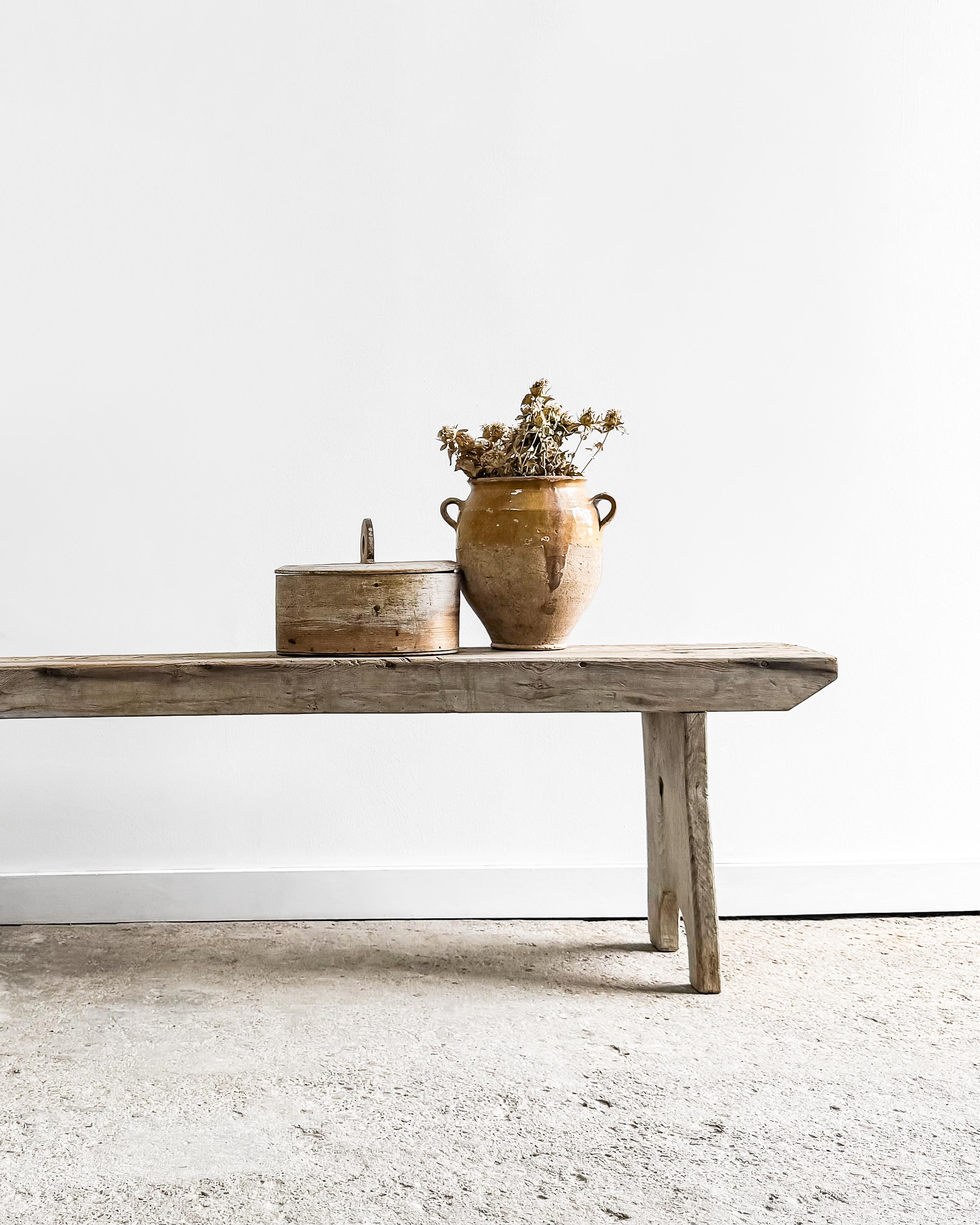 19th Century Rustic White Oak Bench In Good Condition In Mckinney, TX