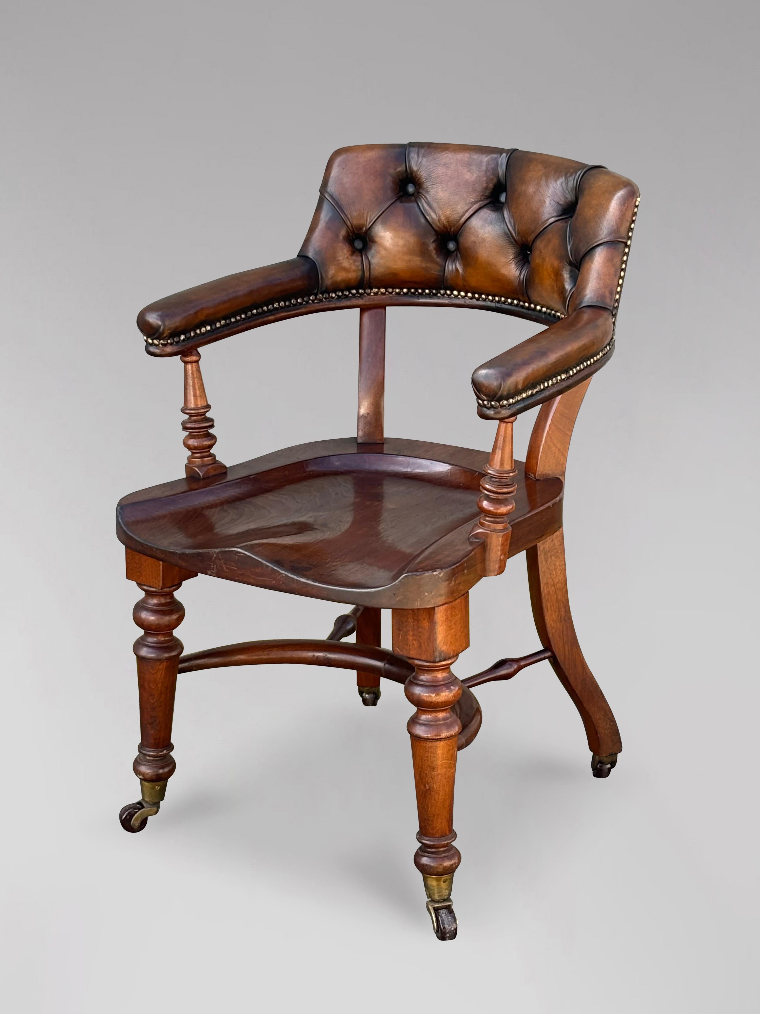 19th Century Saddle Seat Leather Desk Armchair For Sale 1