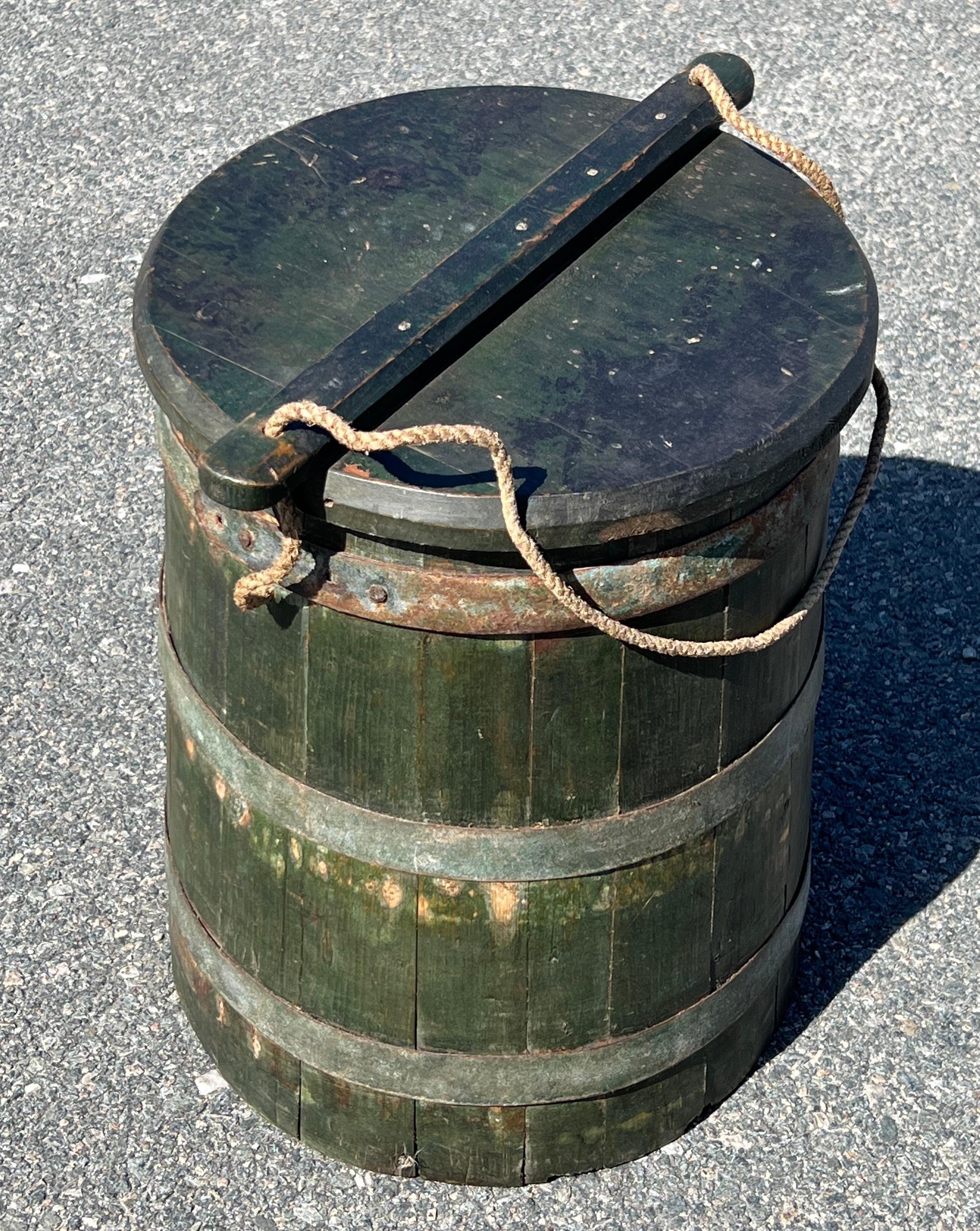 North American Large 19th Century Wooden Bucket in Green Paint For Sale