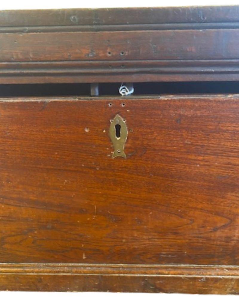 English 19th Century Sailor's Decorated Sea Chest, signed. For Sale