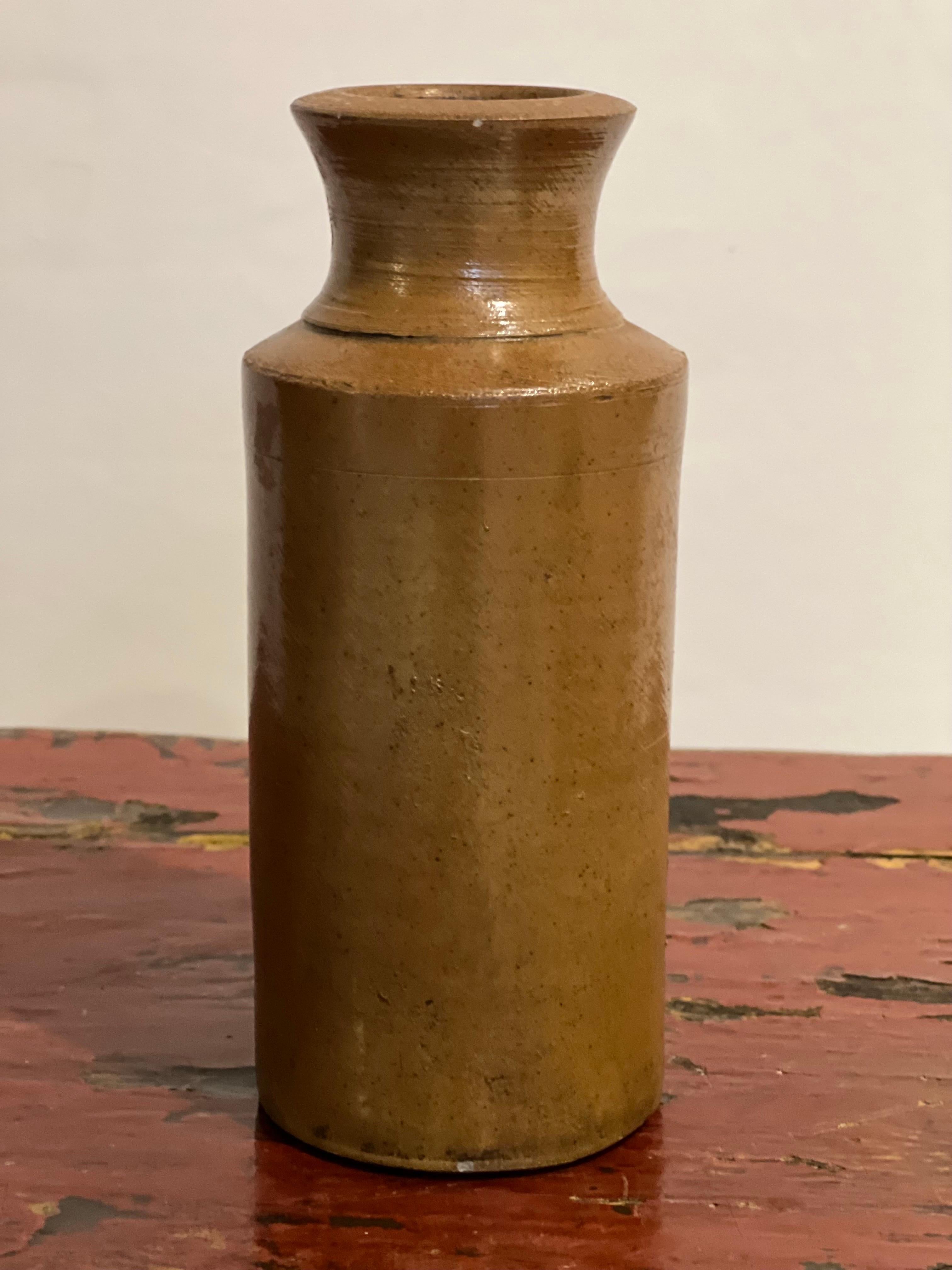 Antique 19th Century Salt Glazed Stoneware Jugs and Blacking Bottle, a Set For Sale 3