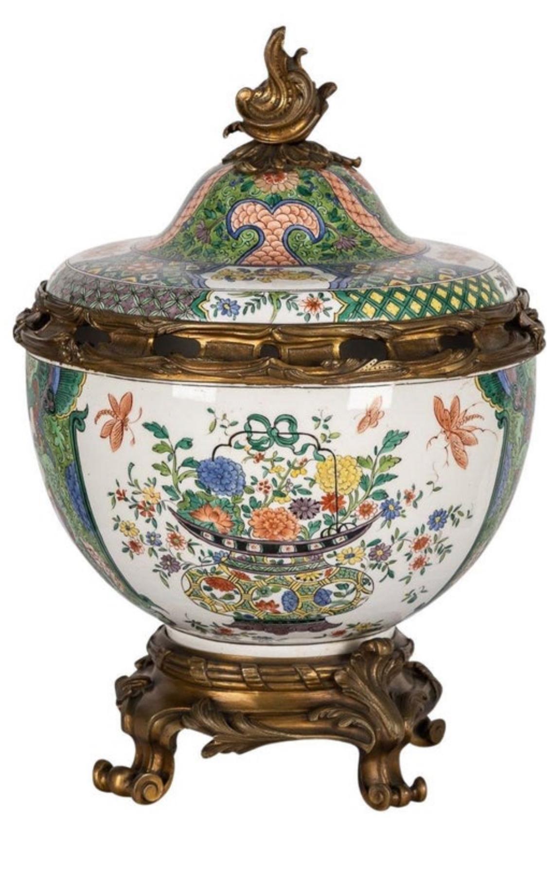 19. Jahrhundert Samson Porzellan bedeckt Vase oder Potpourri Jar (Bronze) im Angebot