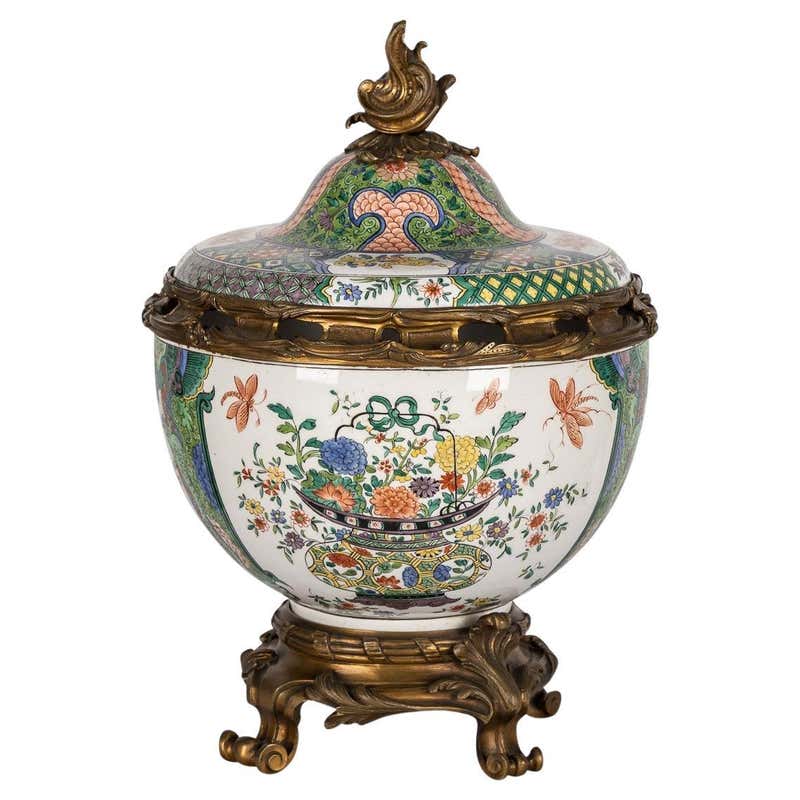 Pair of French Porcelain Covered Jars, Samson, circa 1880 For Sale at ...
